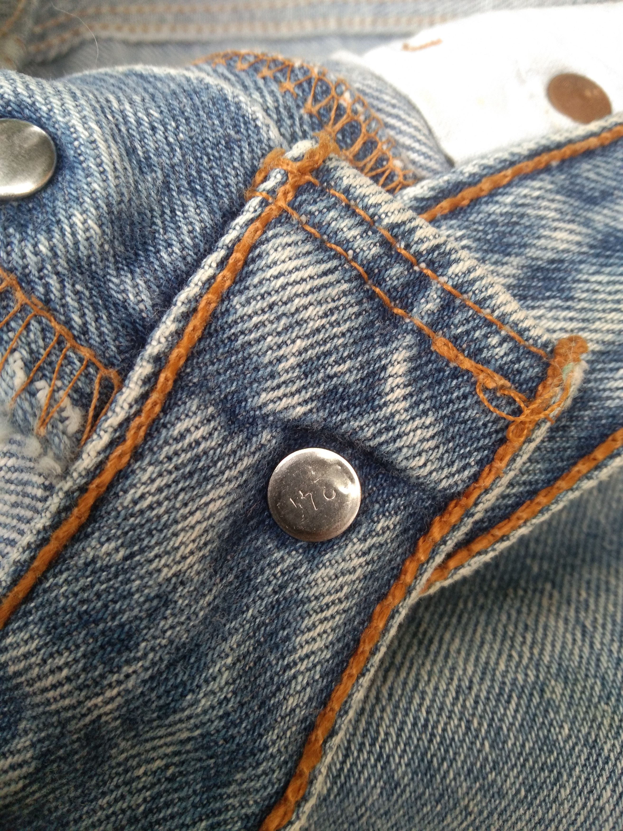 Levi's × Vintage 90s Vintage Levis 501 xx Made In USA Distressed Jeans 31x29 Size US 31 - 12 Thumbnail