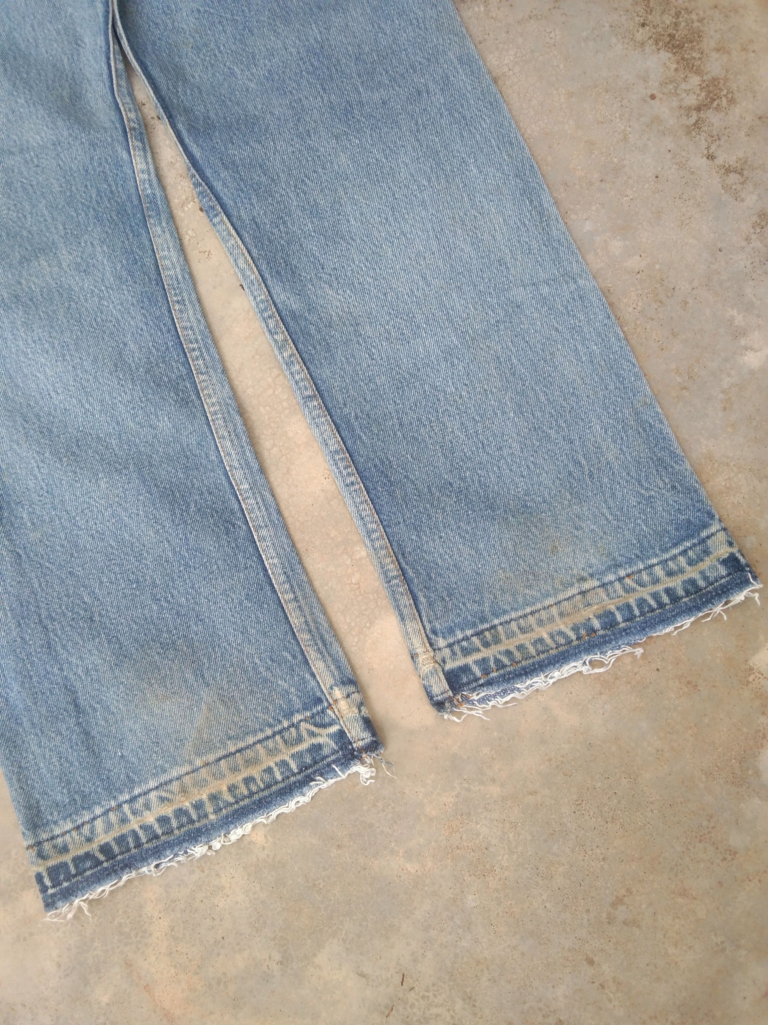 Levi's × Vintage 90s Vintage Levis 501 xx Made In USA Distressed Jeans 31x29 Size US 31 - 3 Thumbnail