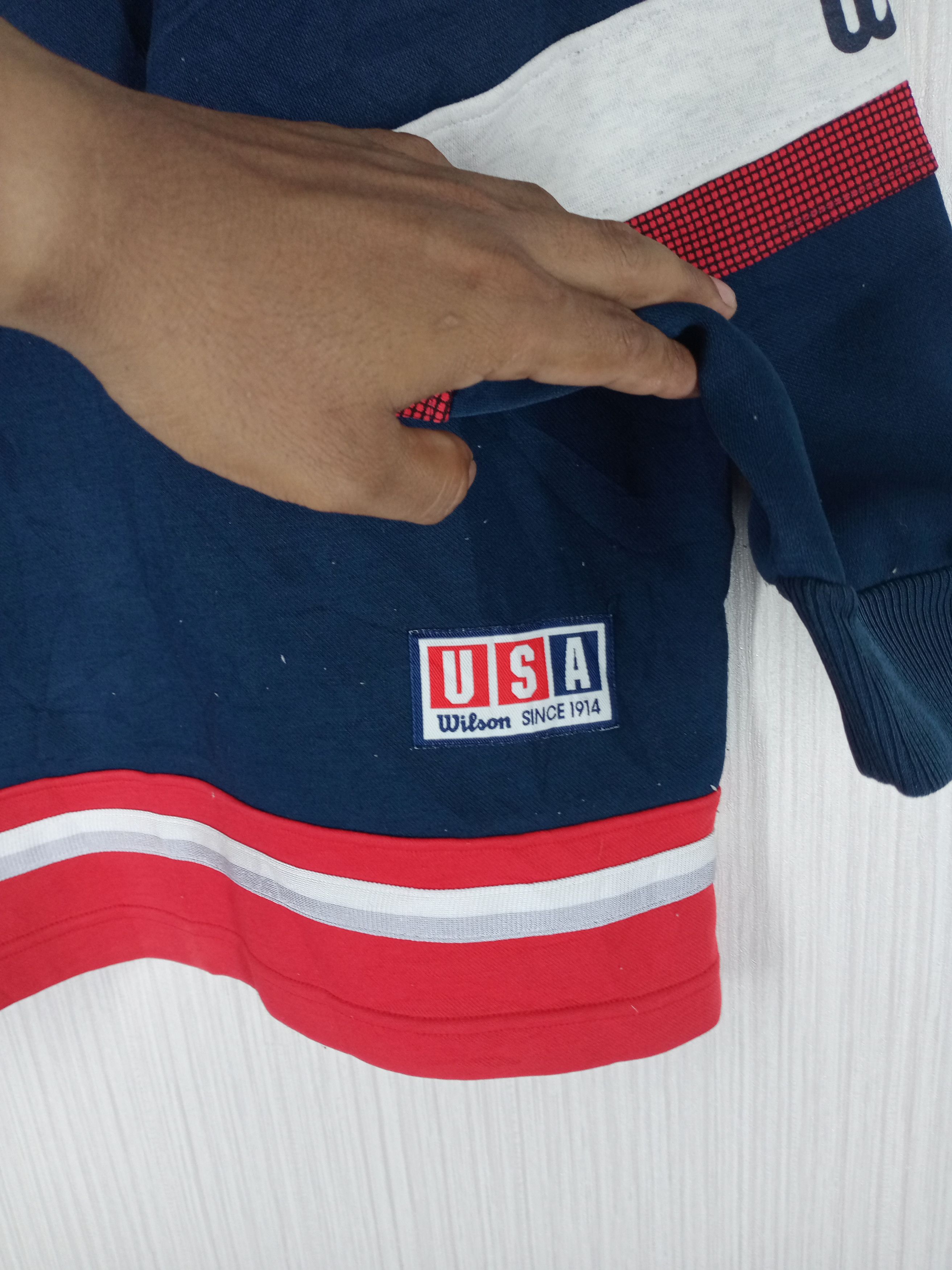 Wilson Vintage 90s Wilson Chicago Usa Sweatshirt Embroidered Logo Size US L / EU 52-54 / 3 - 4 Thumbnail