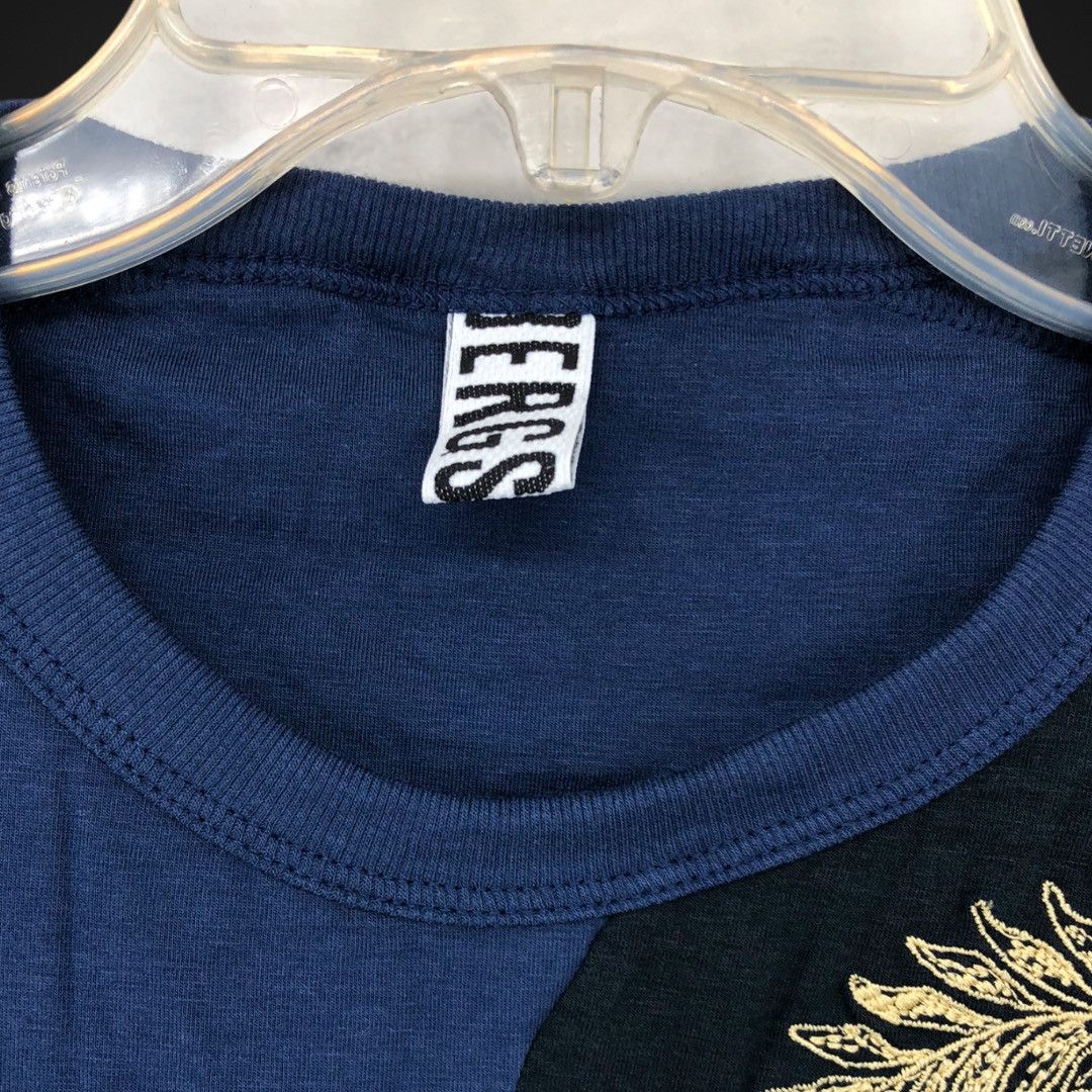 Dirk Bikkembergs ‘Crest’ Tee / Shirt Size US XL / EU 56 / 4 - 6 Thumbnail