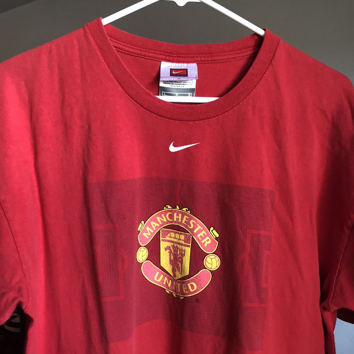 Nike Vintage 00s Nike Manchester United Center Swoosh Logo Tee Size US L / EU 52-54 / 3 - 2 Thumbnail