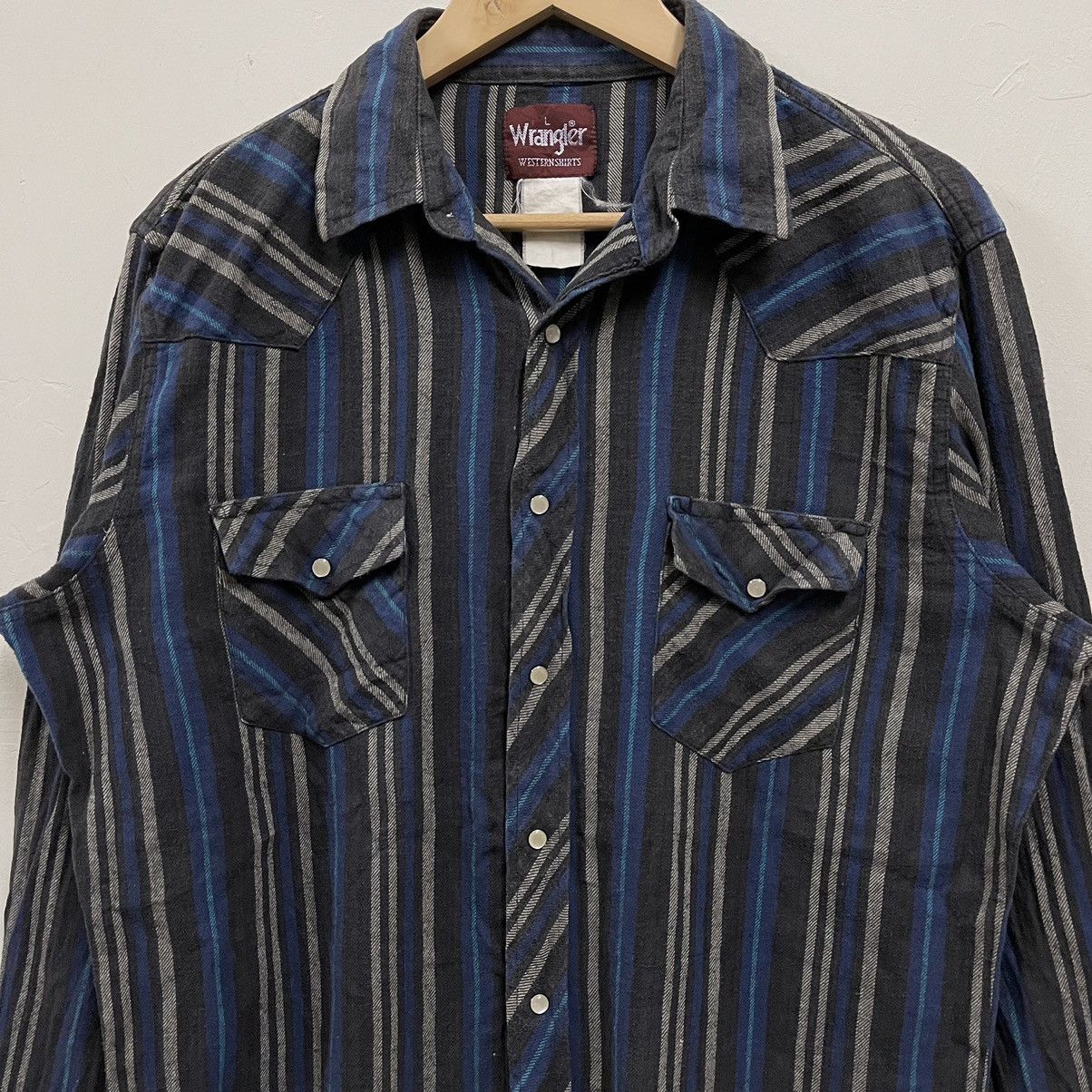 Vintage Vintage WRANGLER WESTERN button up shirt Size US L / EU 52-54 / 3 - 3 Thumbnail