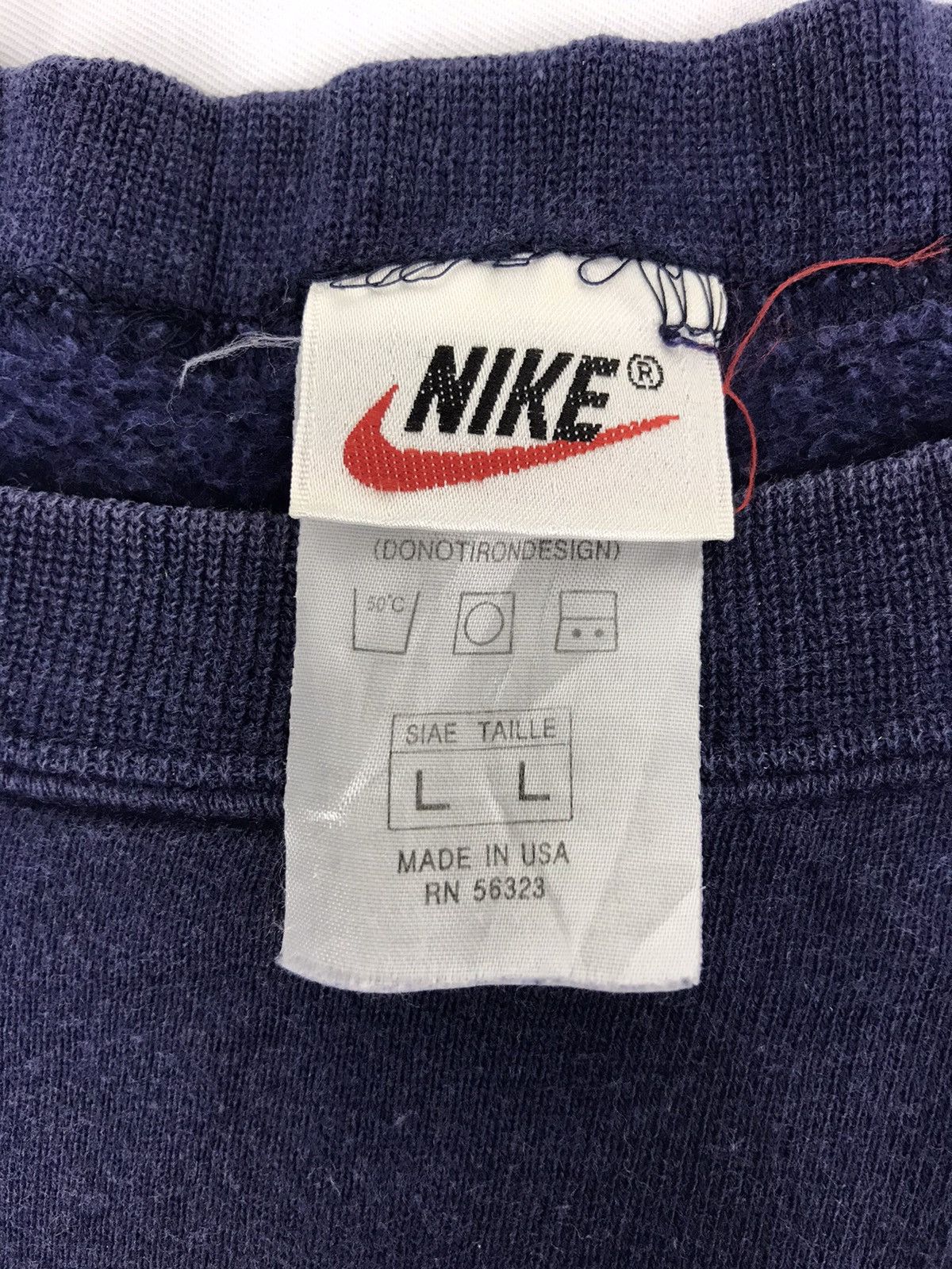 Nike Nike USA Swoosh Big Embroidery Logo Sweatshirt Size US L / EU 52-54 / 3 - 3 Thumbnail