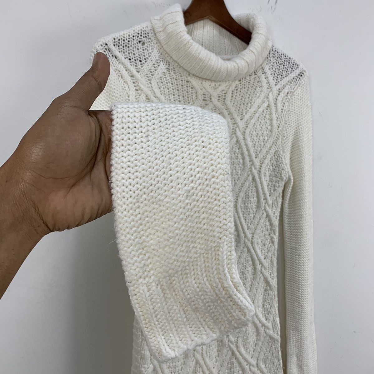 Aran Isles Knitwear × Designer Turtleneck Chunk Crochet Celtic Cable Knitwear Long Sweater Size US S / EU 44-46 / 1 - 12 Thumbnail