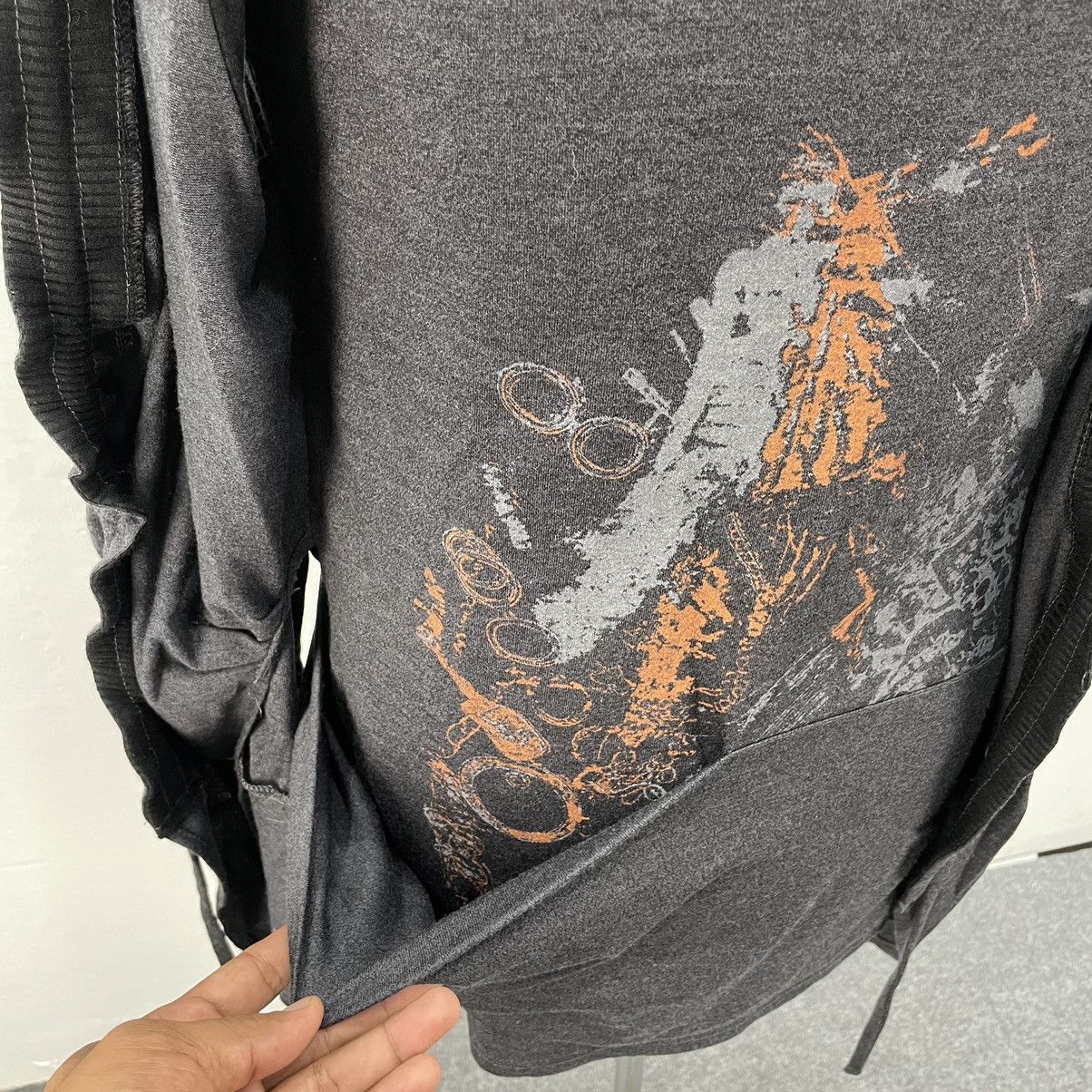 Designer × Japanese Brand Rare Japanese Designer Bondage Hoodie Sweatshirt Size US M / EU 48-50 / 2 - 14 Thumbnail