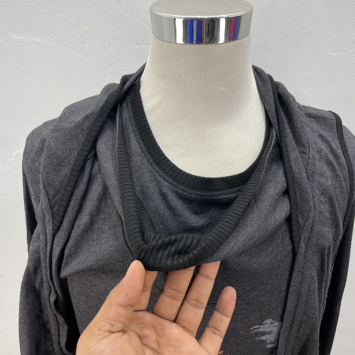 Designer × Japanese Brand Rare Japanese Designer Bondage Hoodie Sweatshirt Size US M / EU 48-50 / 2 - 16 Thumbnail