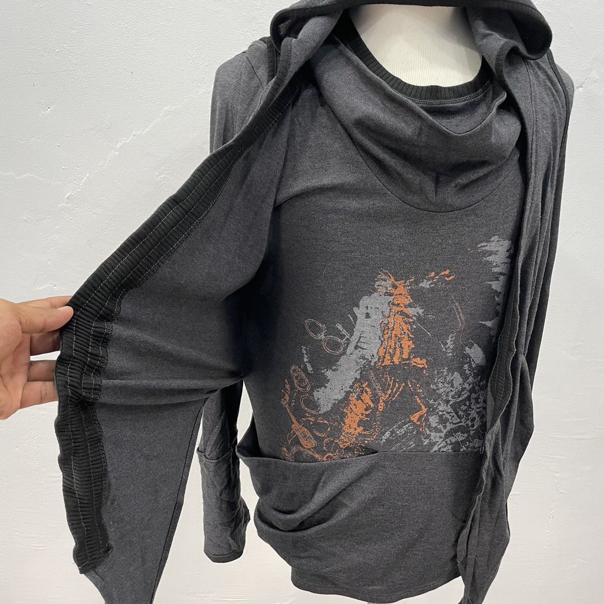 Designer × Japanese Brand Rare Japanese Designer Bondage Hoodie Sweatshirt Size US M / EU 48-50 / 2 - 12 Thumbnail