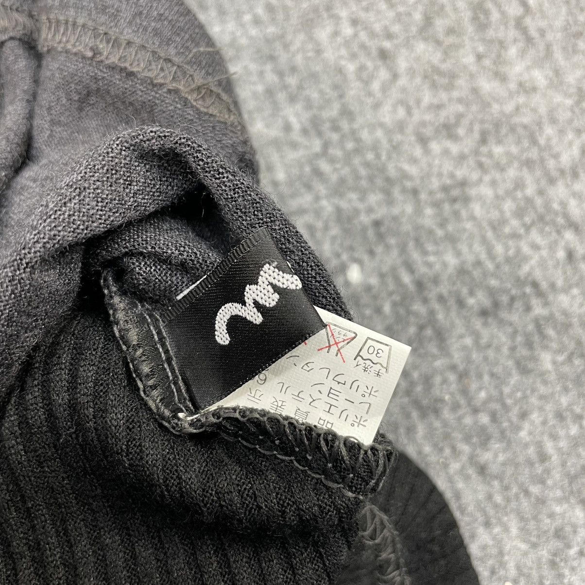 Designer × Japanese Brand Rare Japanese Designer Bondage Hoodie Sweatshirt Size US M / EU 48-50 / 2 - 8 Thumbnail
