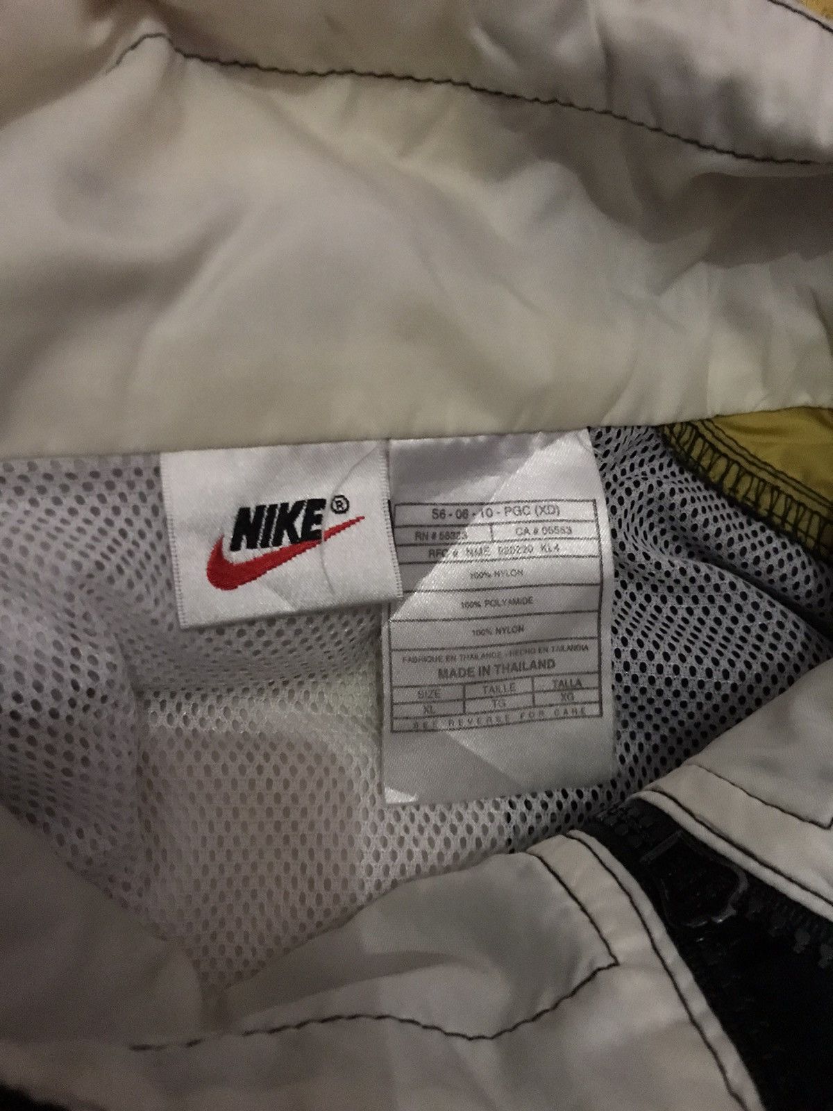 Nike × Vintage Vintage 90s Nike Big Logo Spell Out Nylon Jacket Size US XL / EU 56 / 4 - 17 Thumbnail