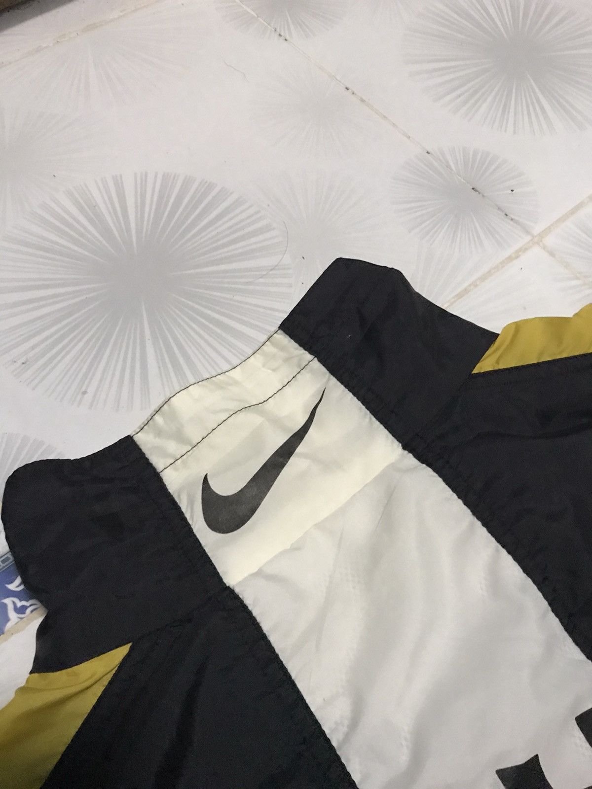 Nike × Vintage Vintage 90s Nike Big Logo Spell Out Nylon Jacket Size US XL / EU 56 / 4 - 7 Thumbnail