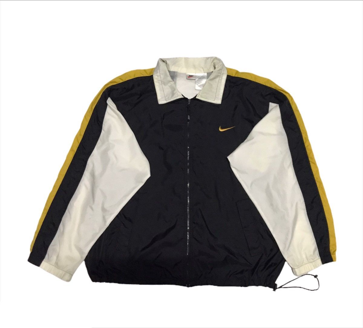 Nike × Vintage Vintage 90s Nike Big Logo Spell Out Nylon Jacket Size US XL / EU 56 / 4 - 2 Thumbnail