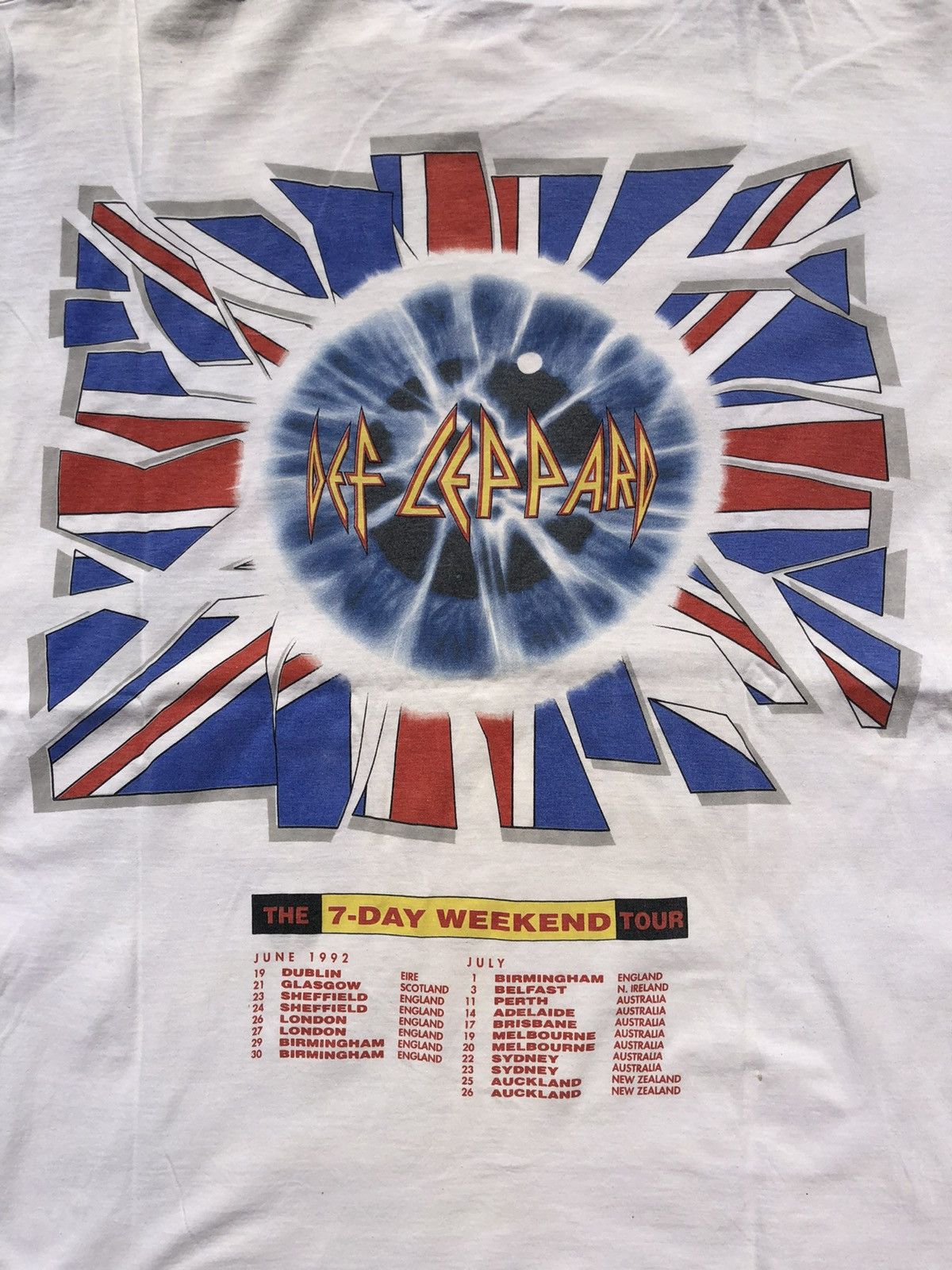 Band Tees Vintage 1992 Def Leppard Tour White Tee (Poison RATT KISS) Size US XL / EU 56 / 4 - 14 Thumbnail