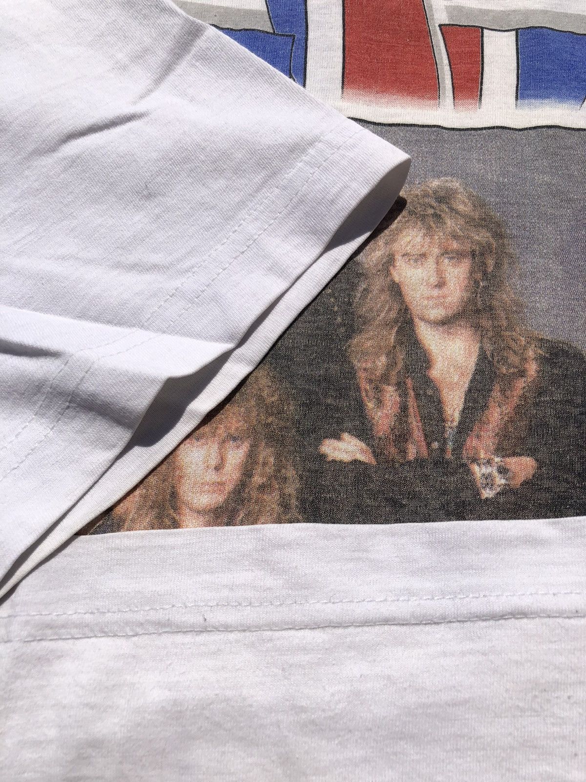 Band Tees Vintage 1992 Def Leppard Tour White Tee (Poison RATT KISS) Size US XL / EU 56 / 4 - 7 Thumbnail