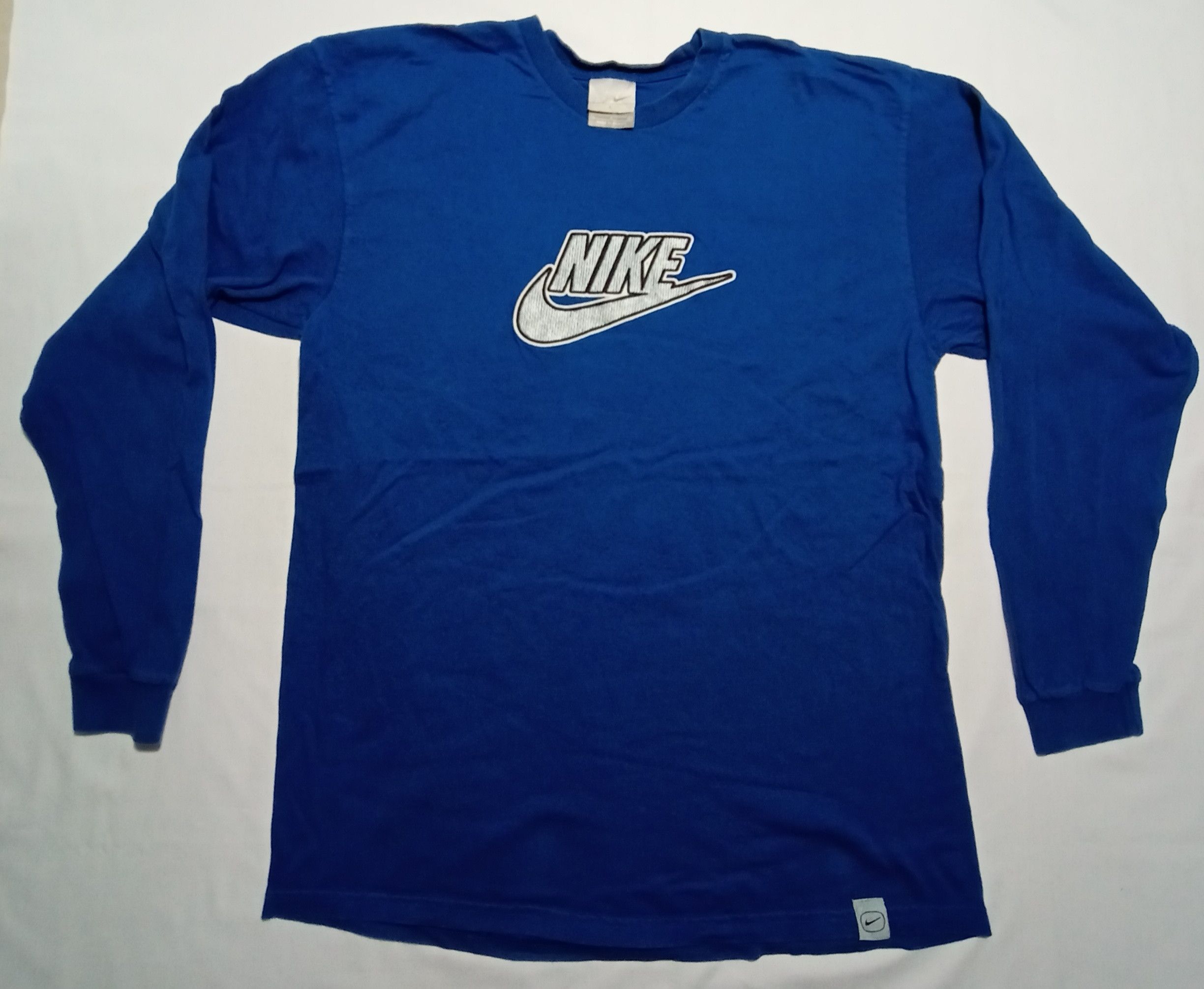 Nike Vintage 90s Nike Long Sleeve Embroidery Big Logo Tee Size US L / EU 52-54 / 3 - 1 Thumbnail