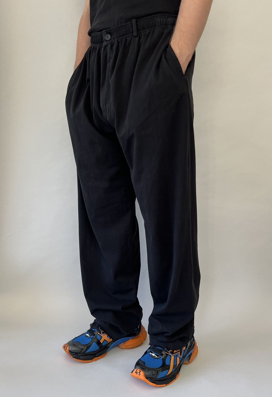 image of Balenciaga Vintage Jersey Regular Pant in Black, Men's (Size 30)