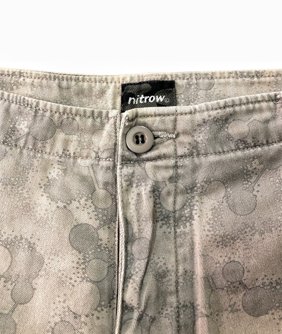 NADA 00's NITROW Japan digital drop camo cargo short Size US 35 - 8 Thumbnail