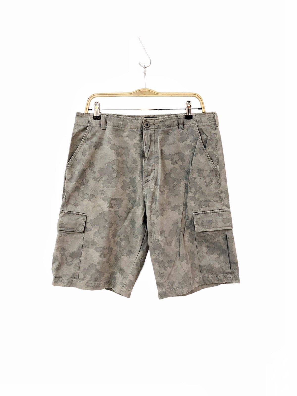NADA 00's NITROW Japan digital drop camo cargo short Size US 35 - 9 Thumbnail