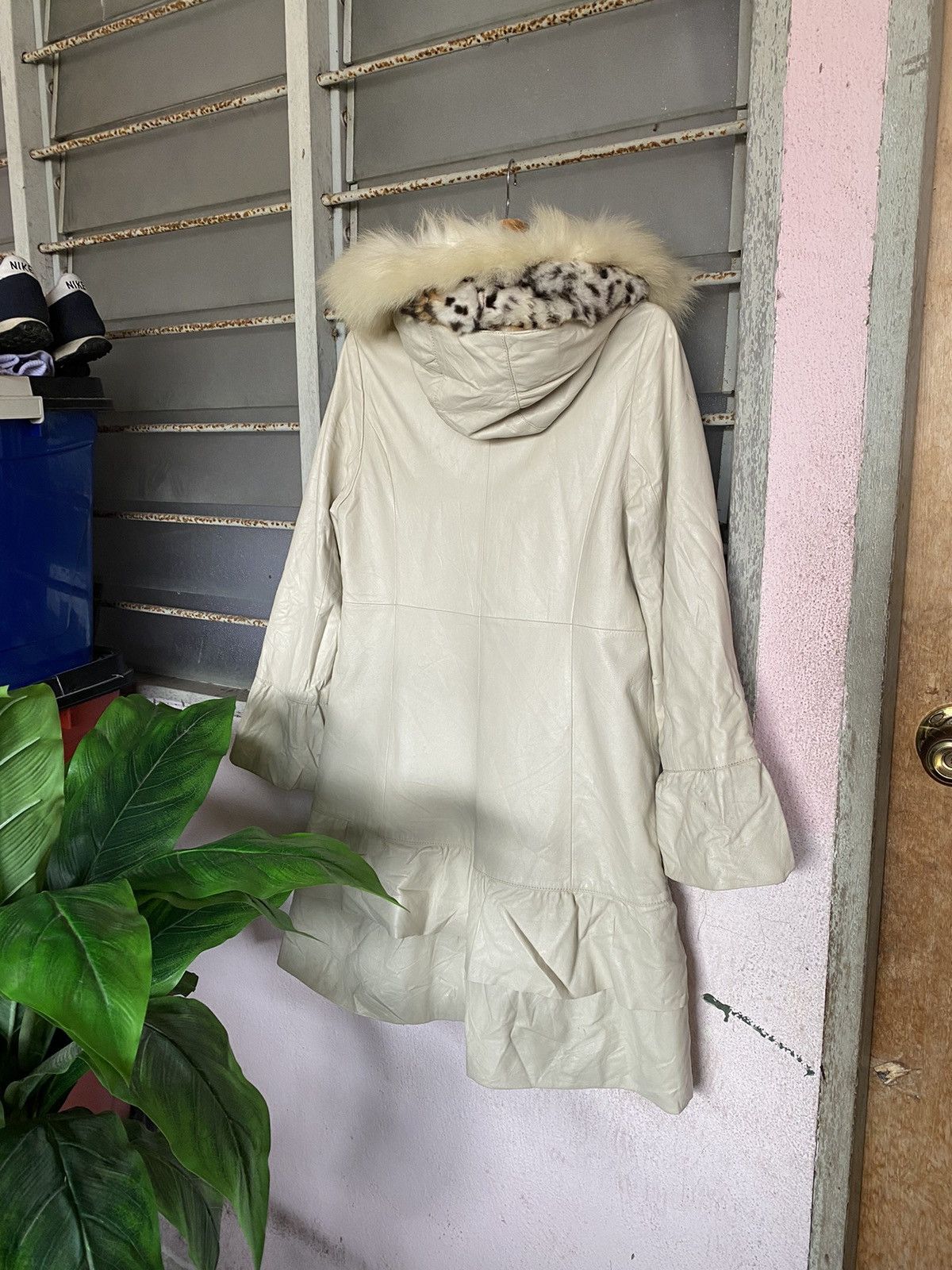 Balmain × Designer Balmain Paris Faux Leather Coat Size M / US 6-8 / IT 42-44 - 2 Thumbnail
