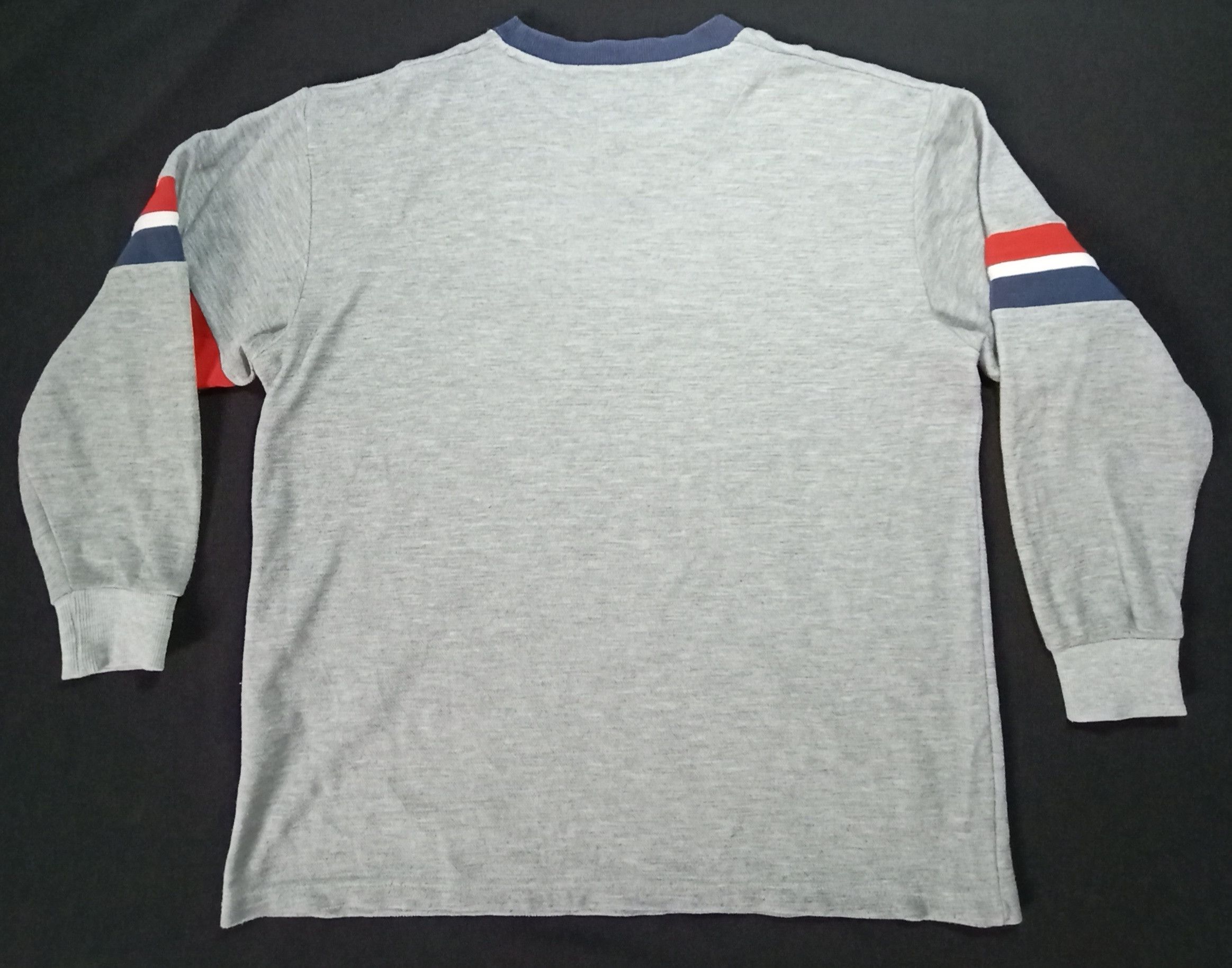 Fila Vintage 90s Fila Sweatshirt Embroidered Logo Size L / US 10 / IT 46 - 2 Thumbnail