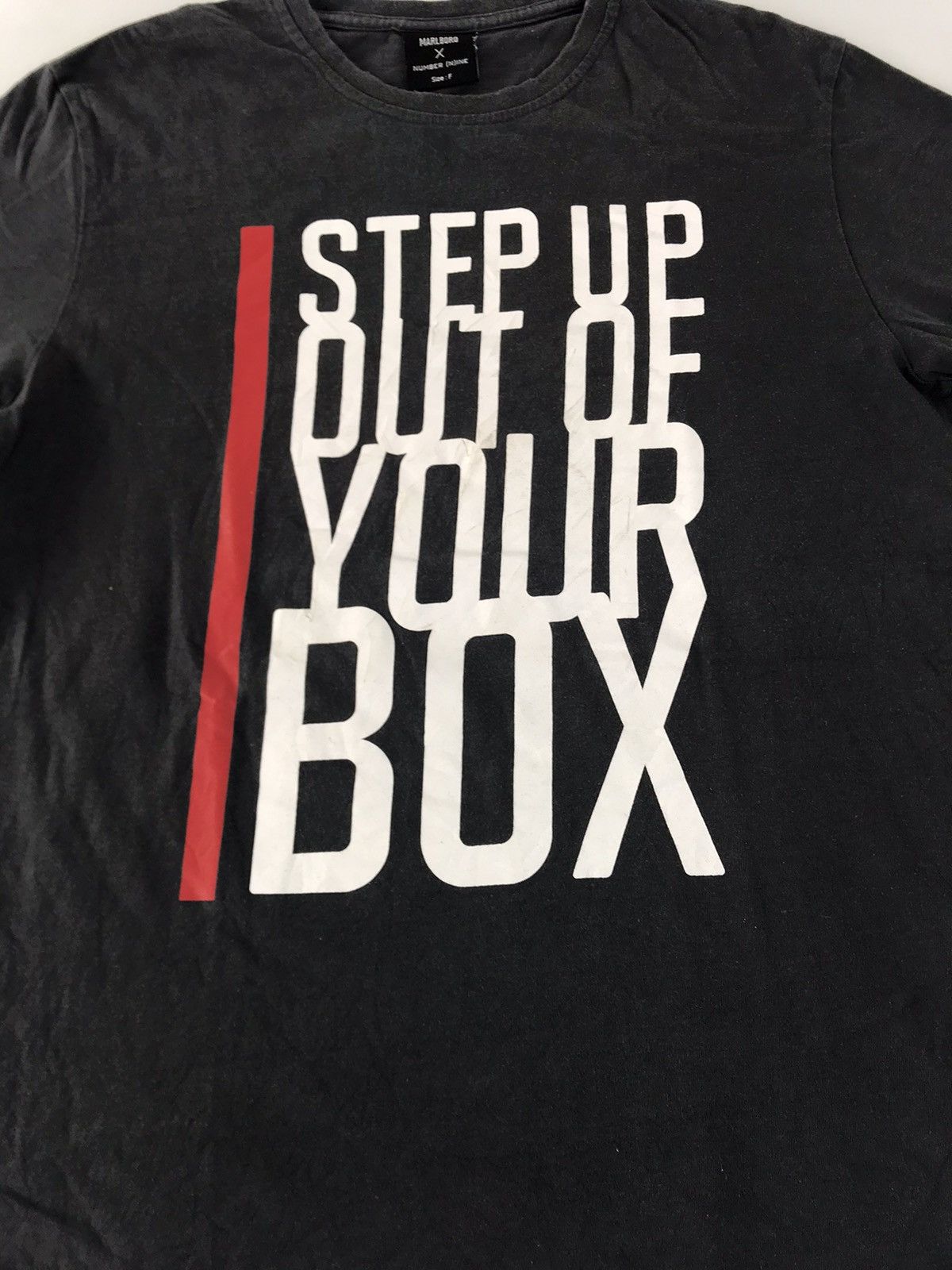 Marlboro × Number (N)ine Number (N)ine X Marlboro Step Out Of Your Box Tee Size US M / EU 48-50 / 2 - 3 Thumbnail