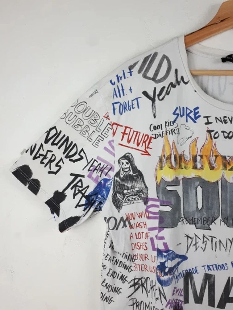 Japanese Brand × Vintage Bershka Scribble Doodle Fullprint Tee Size US L / EU 52-54 / 3 - 5 Thumbnail