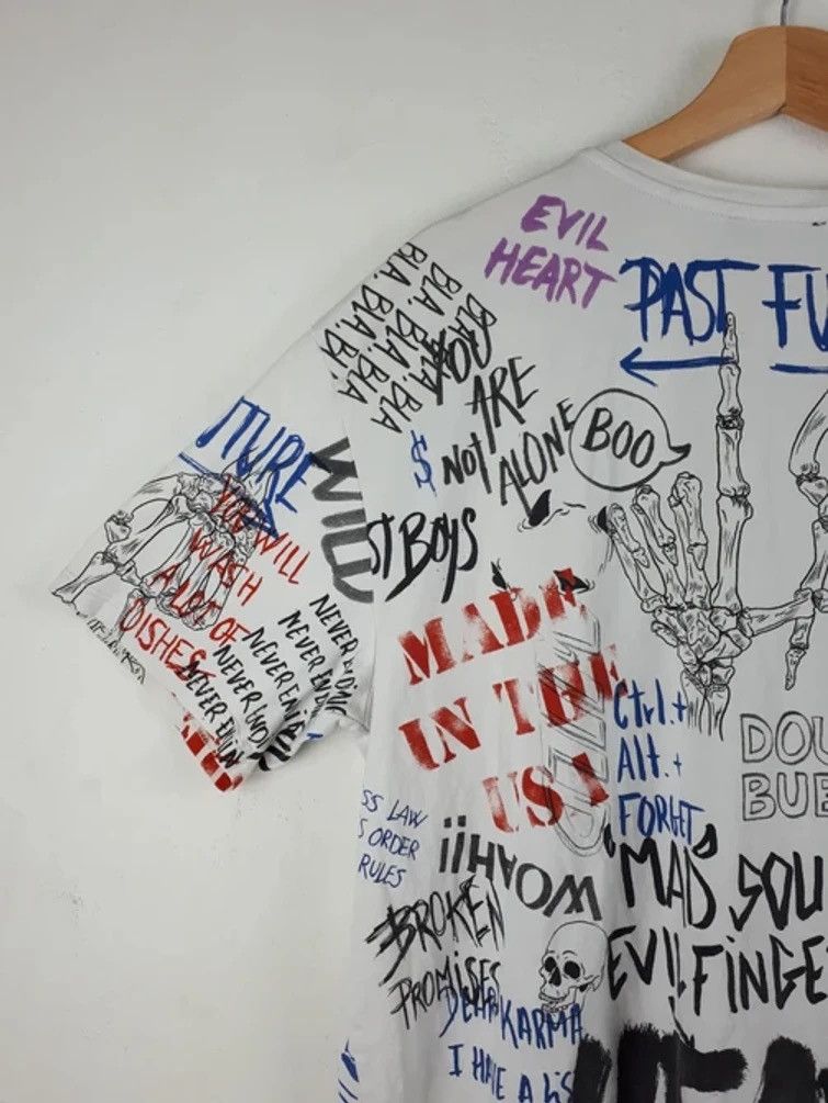 Japanese Brand × Vintage Bershka Scribble Doodle Fullprint Tee Size US L / EU 52-54 / 3 - 9 Thumbnail
