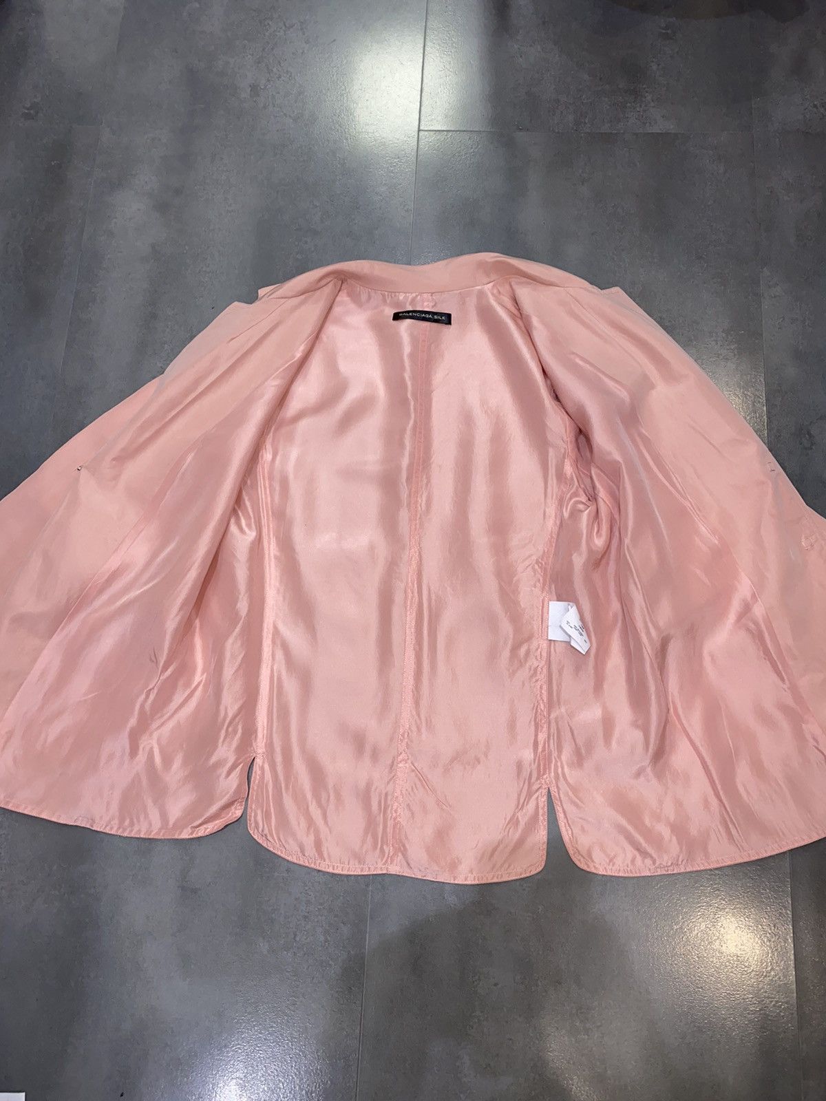 Balenciaga SS12 Balenciaga Pink Silk Blazer Size US S / EU 44-46 / 1 - 13 Thumbnail
