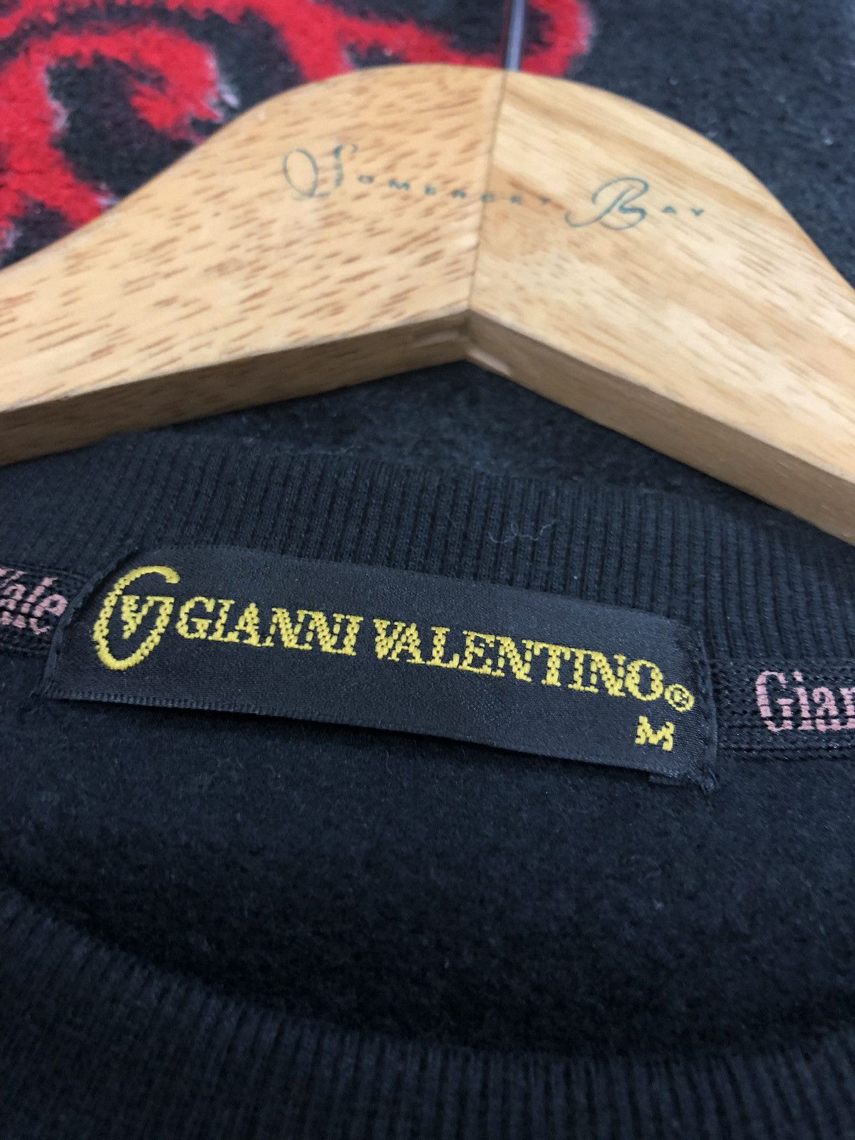 Valentino Gianni Valentino Embroidered Sweatshirt Size US M / EU 48-50 / 2 - 6 Thumbnail