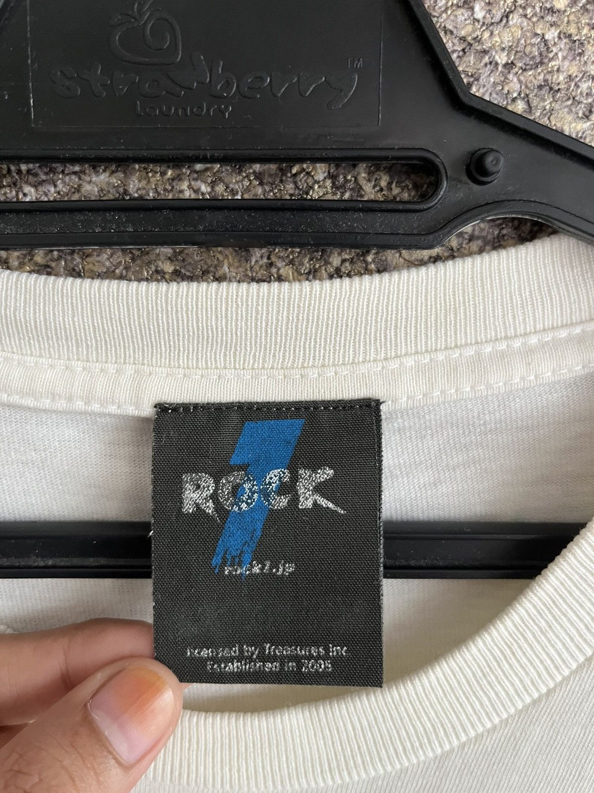 Vintage Rock tshirt ft26 Size US L / EU 52-54 / 3 - 3 Thumbnail