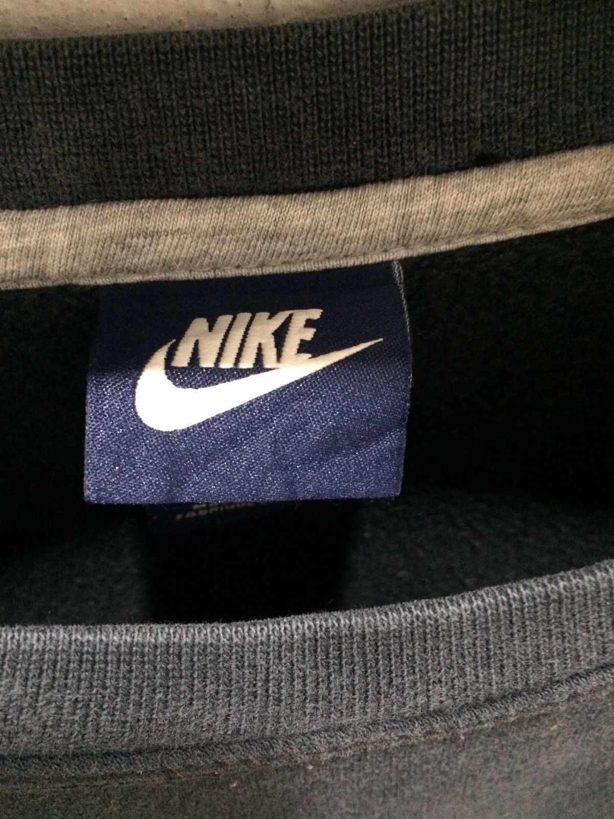 Nike Nike Swoosh Small Logo Sweatshirt Size US L / EU 52-54 / 3 - 4 Thumbnail