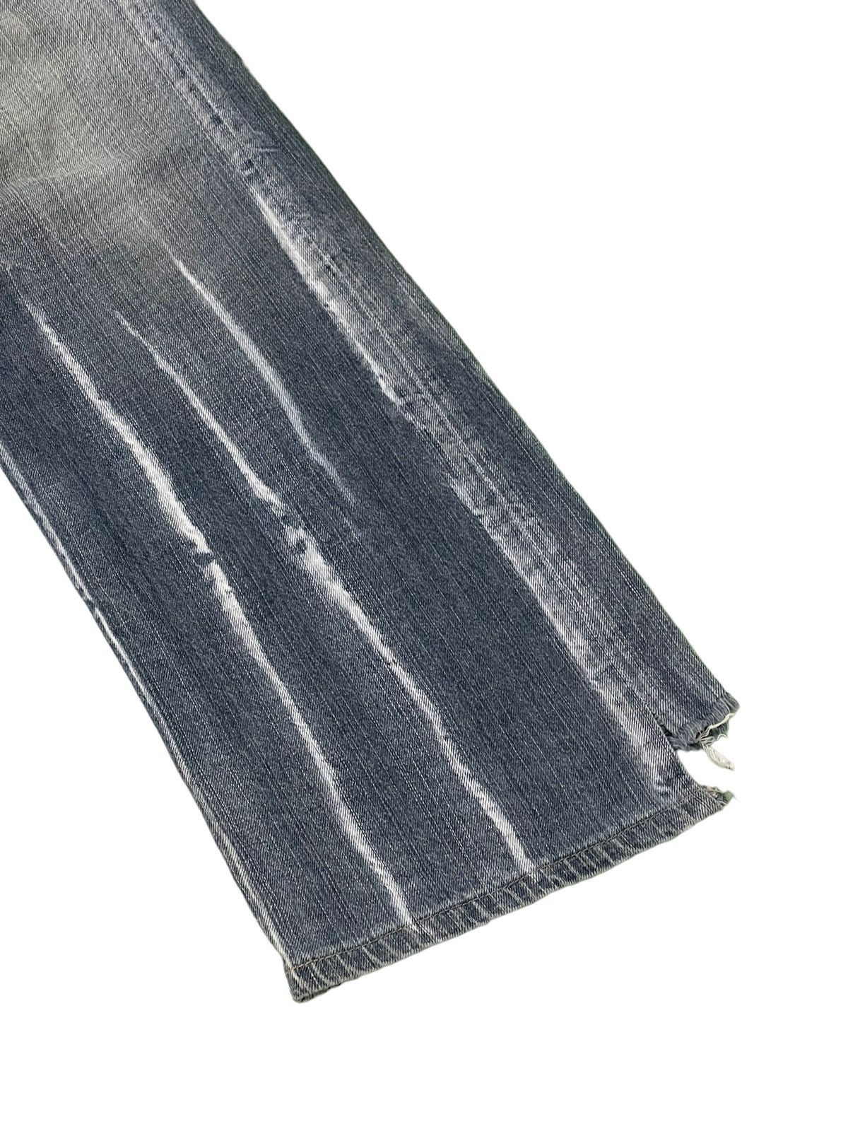 Japanese Brand Wide Leg Jeans Root Three Distress Denim 4🟦9 Size US 30 / EU 46 - 13 Thumbnail