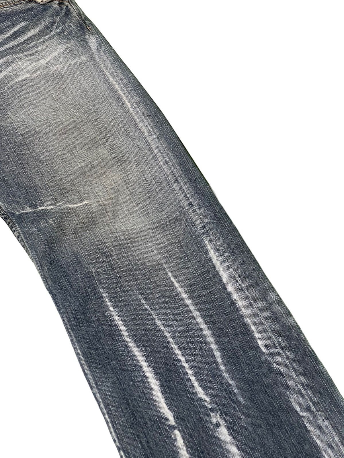 Japanese Brand Wide Leg Jeans Root Three Distress Denim 4🟦9 Size US 30 / EU 46 - 16 Thumbnail