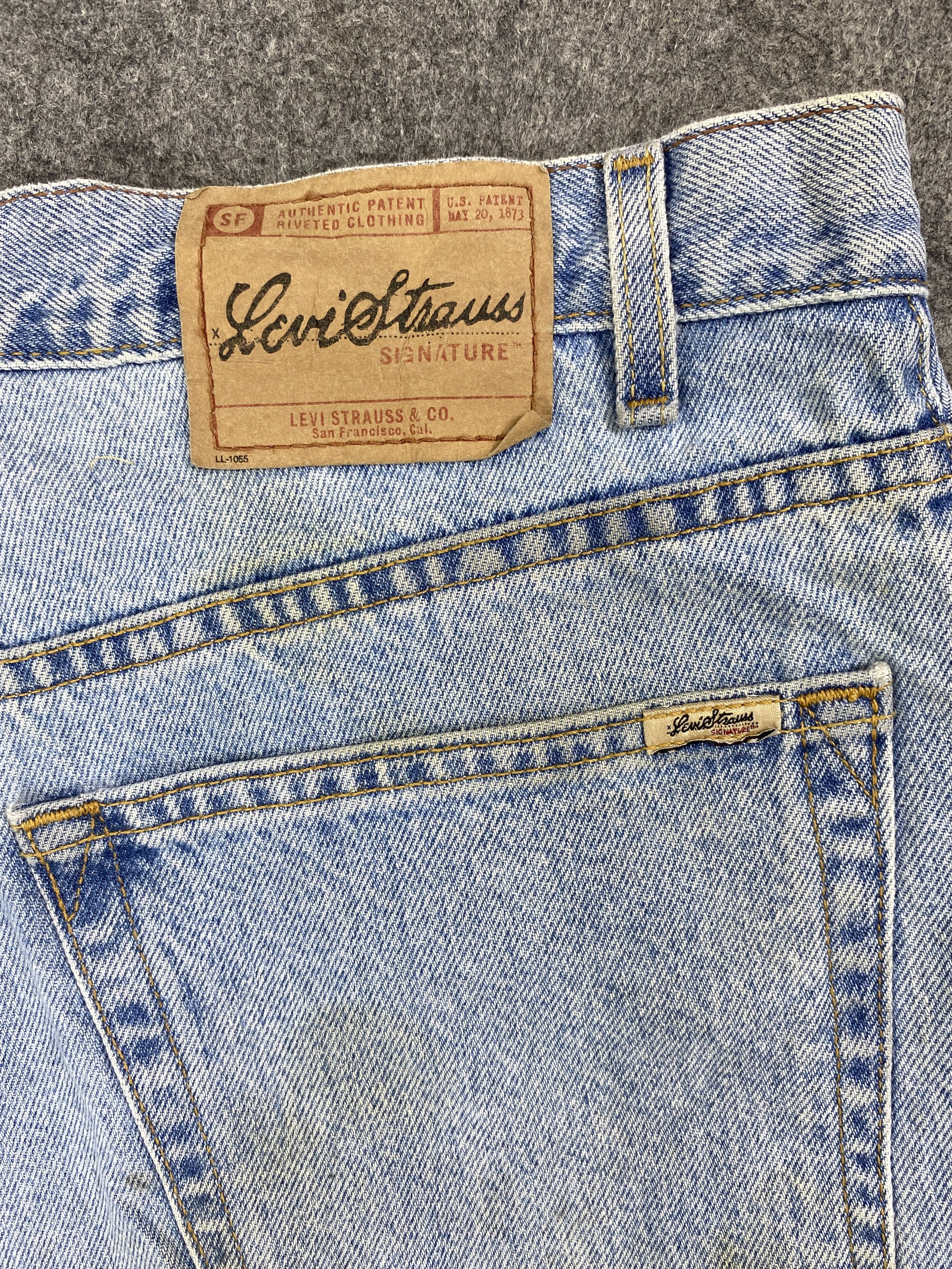 Levi's Light Blue Wash Vintage Levi's Signature 39x29.5 -JN1727 Size US 39 - 10 Thumbnail