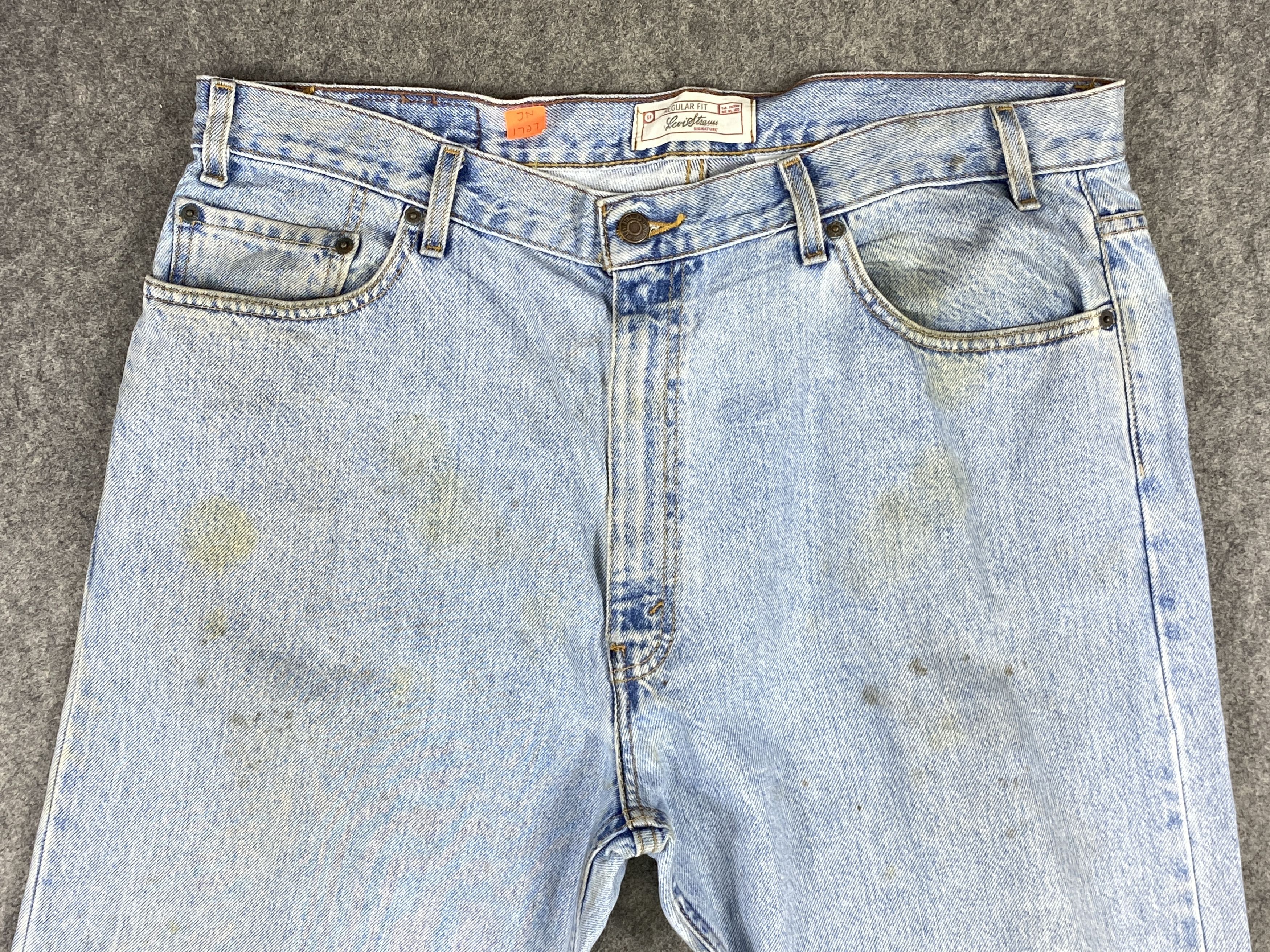 Levi's Light Blue Wash Vintage Levi's Signature 39x29.5 -JN1727 Size US 39 - 3 Thumbnail