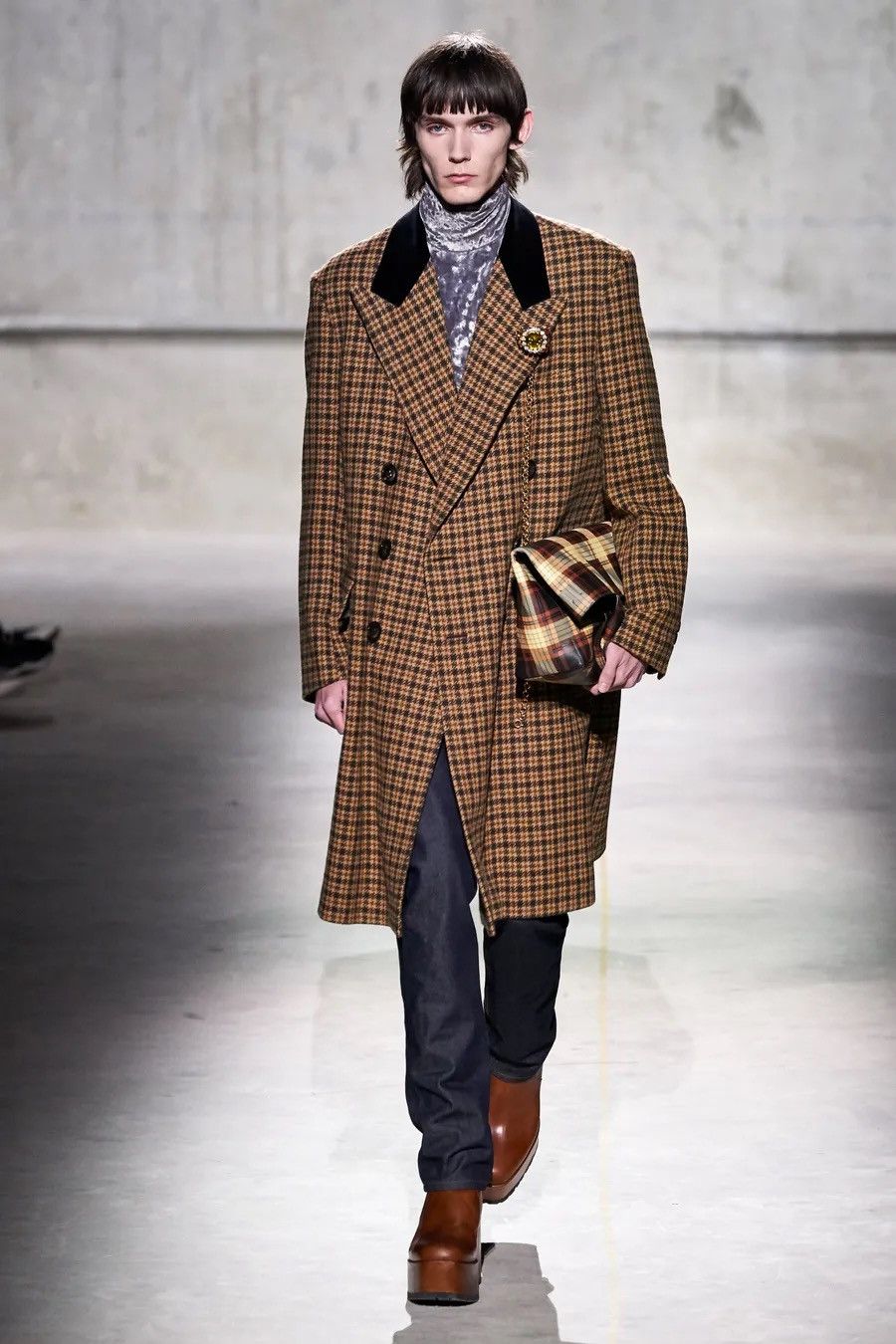 Dries Van Noten AW20 Dries Van Noten Floral Velour Turtleneck Sweater Size US S / EU 44-46 / 1 - 2 Thumbnail