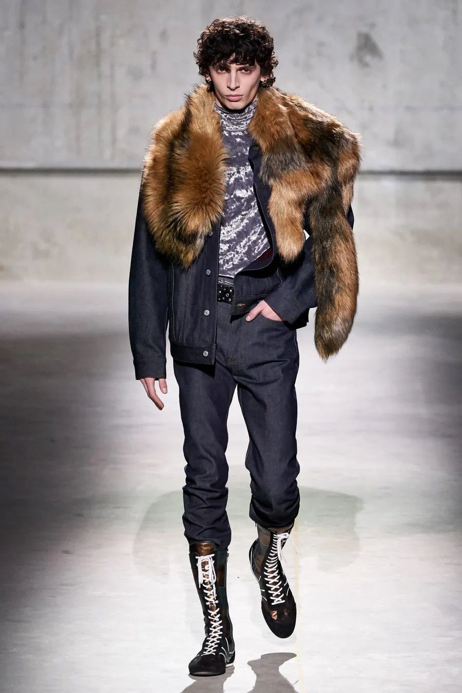 Dries Van Noten AW20 Dries Van Noten Floral Velour Turtleneck Sweater Size US S / EU 44-46 / 1 - 1 Thumbnail