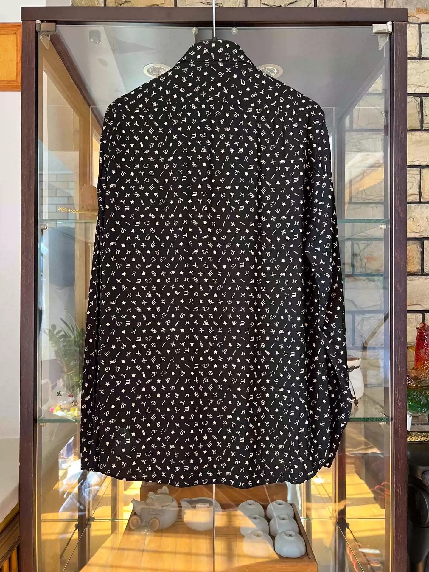 Saint Laurent Paris Saint Laurent Black and white silk constellation shirt Size US M / EU 48-50 / 2 - 2 Thumbnail