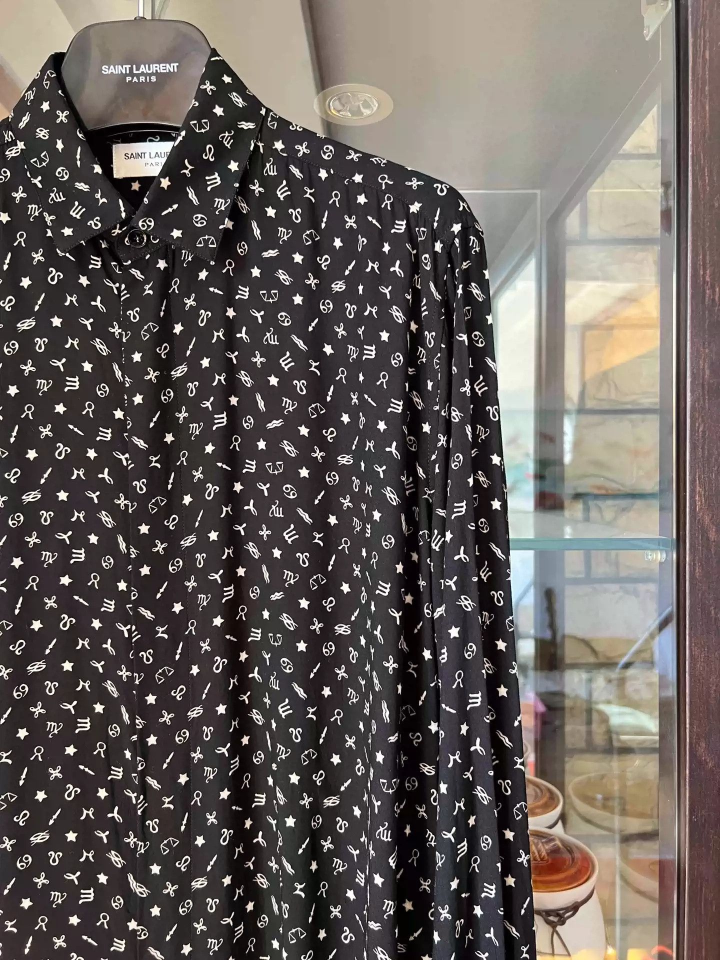 Saint Laurent Paris Saint Laurent Black and white silk constellation shirt Size US M / EU 48-50 / 2 - 3 Thumbnail