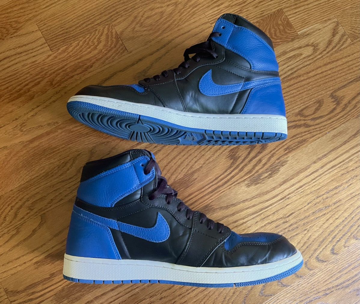 Jordan Brand Size 12.5 Air Jordan 1 Retro High OG Royal 2017 Toe SE Blue Size US 12.5 / EU 45-46 - 2 Thumbnail
