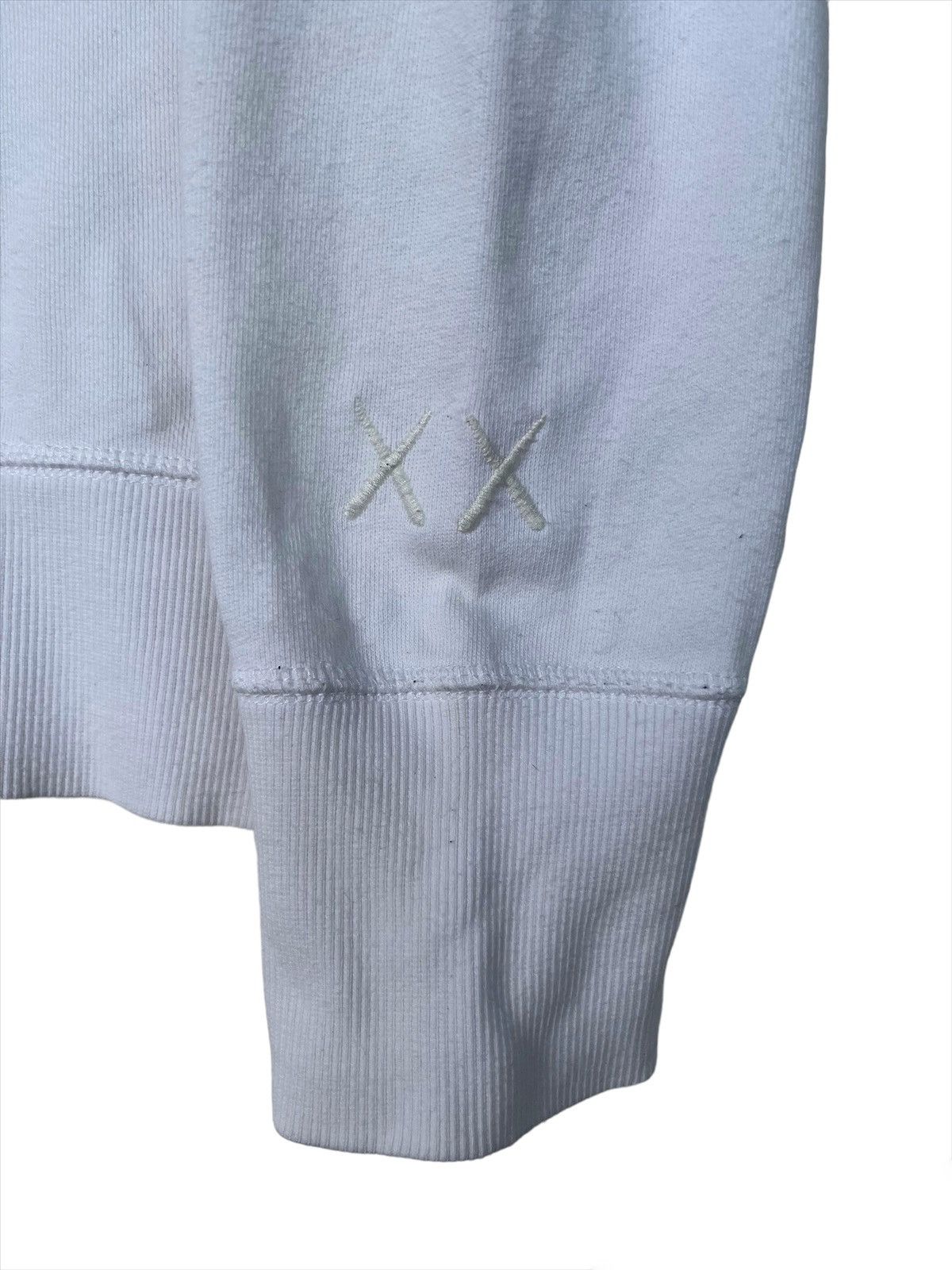 Kaws × Peanuts × Uniqlo Uniqlo x Kaws x Peanuts Sweatshirt Size US L / EU 52-54 / 3 - 4 Thumbnail