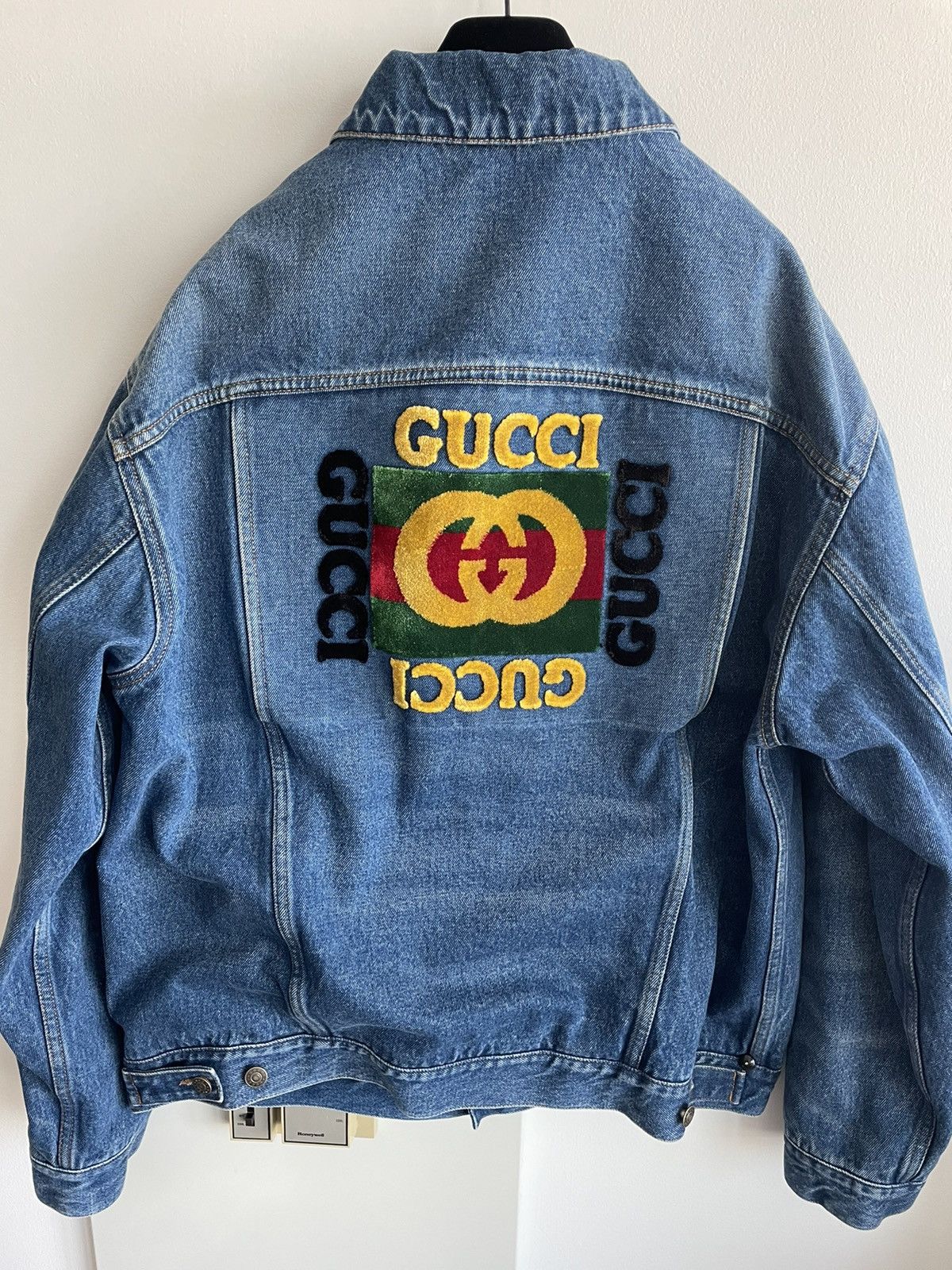 Gucci $3,300 Value Sold Out Super Runway Iconic Logo Denim Jacket Size US XL / EU 56 / 4 - 22 Thumbnail