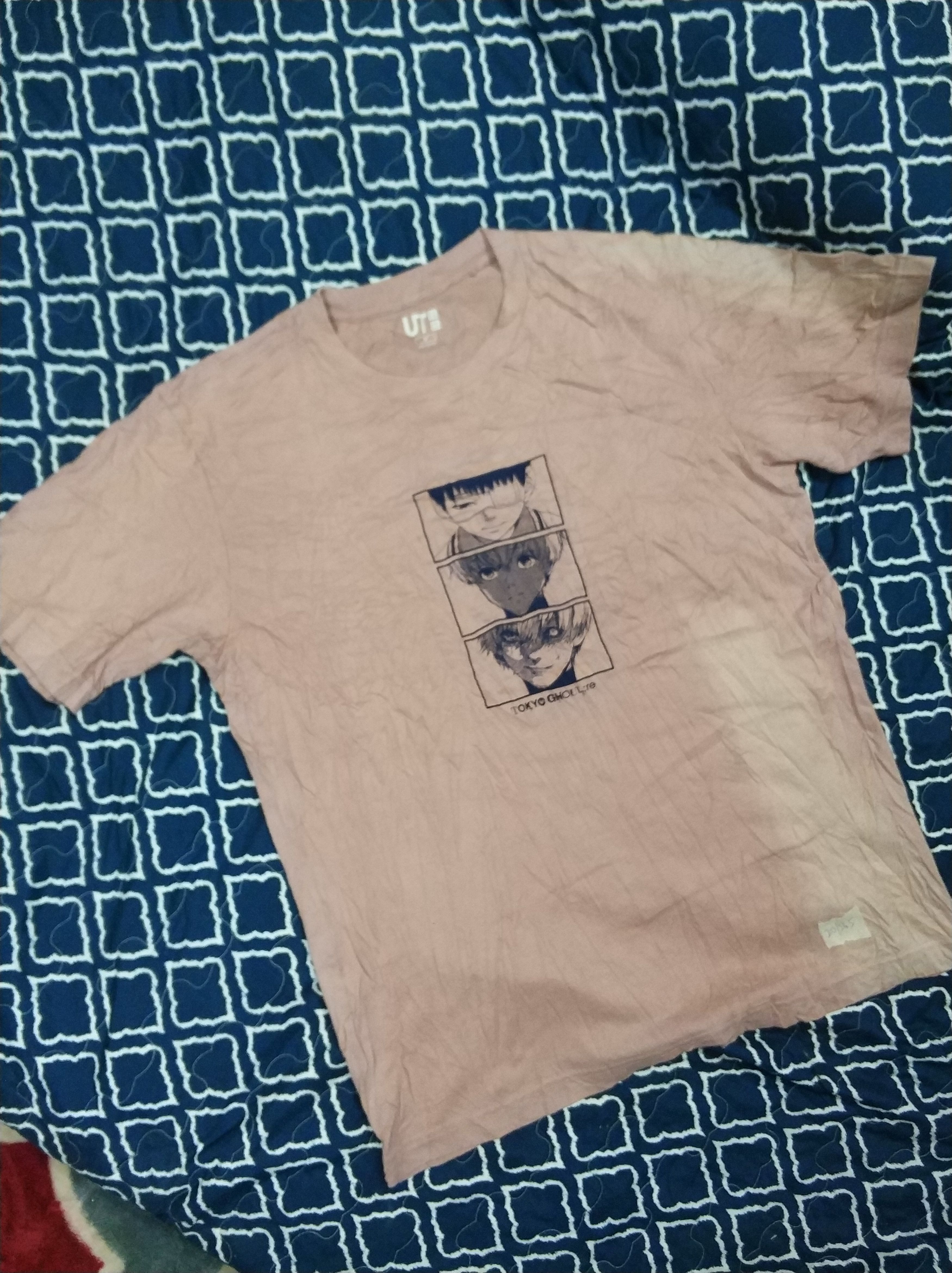 Anime 🔥Sun Faded Uniqlo x Tokyo Ghoul Anima Tees Size US M / EU 48-50 / 2 - 1 Thumbnail