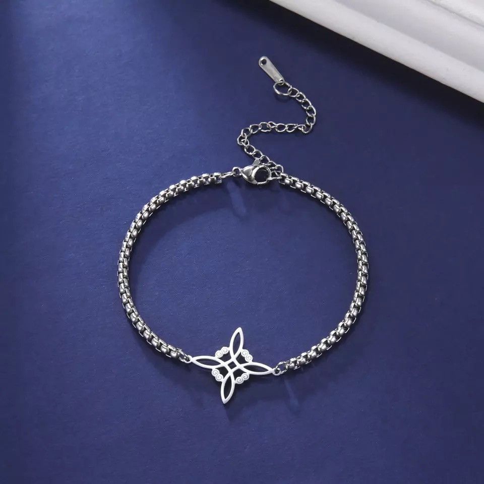 Jewelry Witchcraft Witch Knot Charm Bracelet Size ONE SIZE - 3 Thumbnail