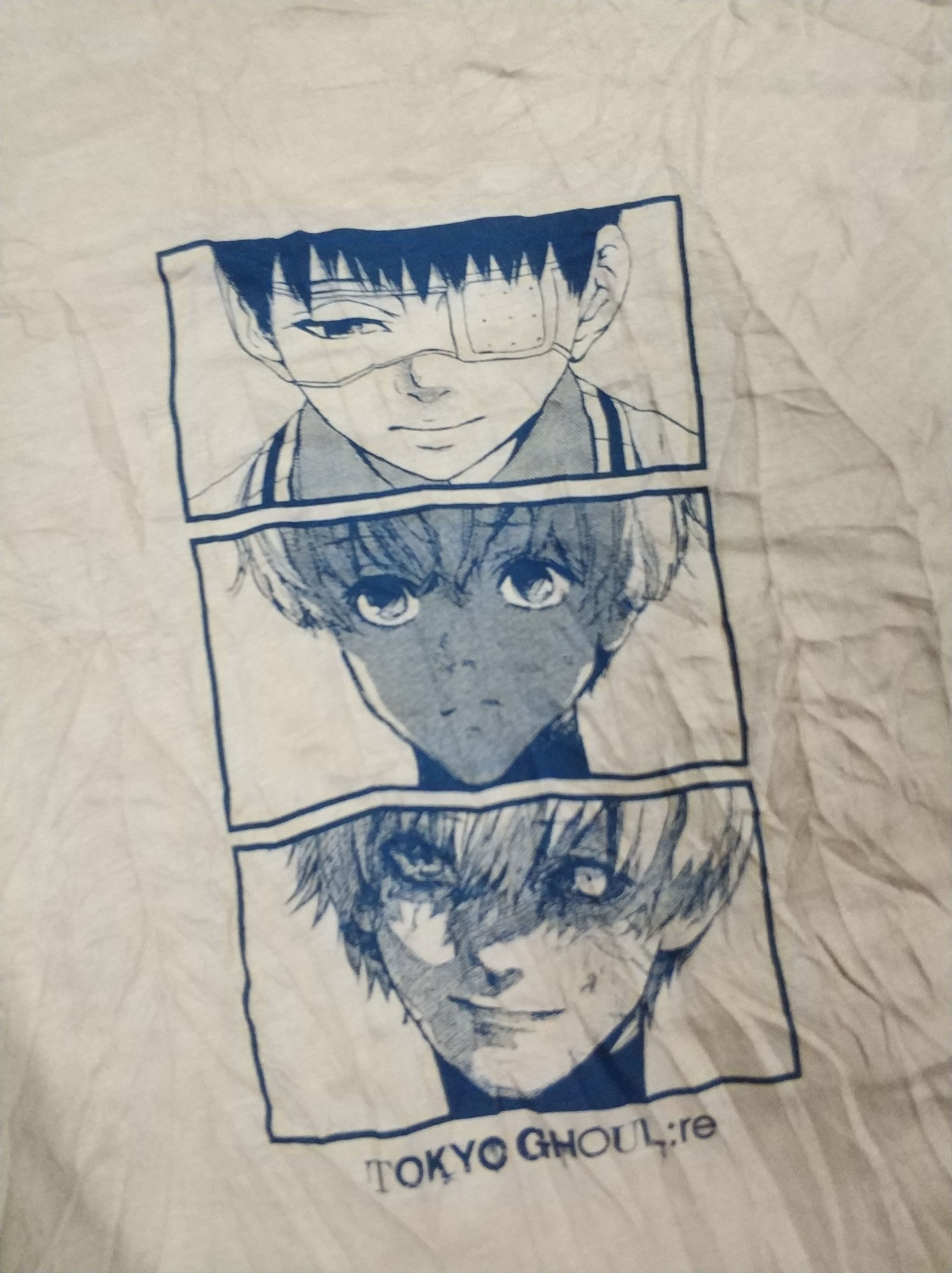 Anime 🔥Sun Faded Uniqlo x Tokyo Ghoul Anima Tees Size US M / EU 48-50 / 2 - 7 Thumbnail