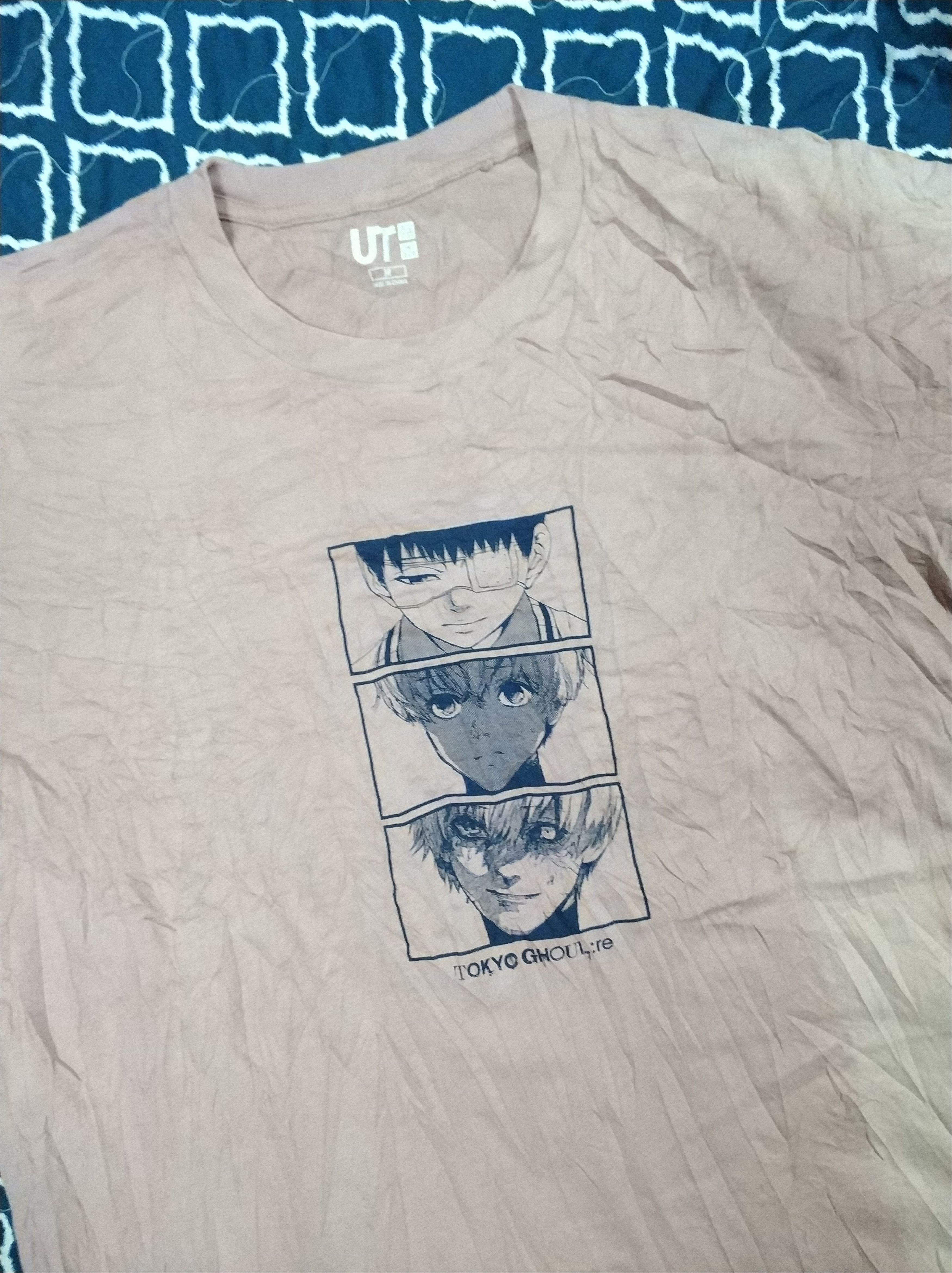 Anime 🔥Sun Faded Uniqlo x Tokyo Ghoul Anima Tees Size US M / EU 48-50 / 2 - 6 Thumbnail