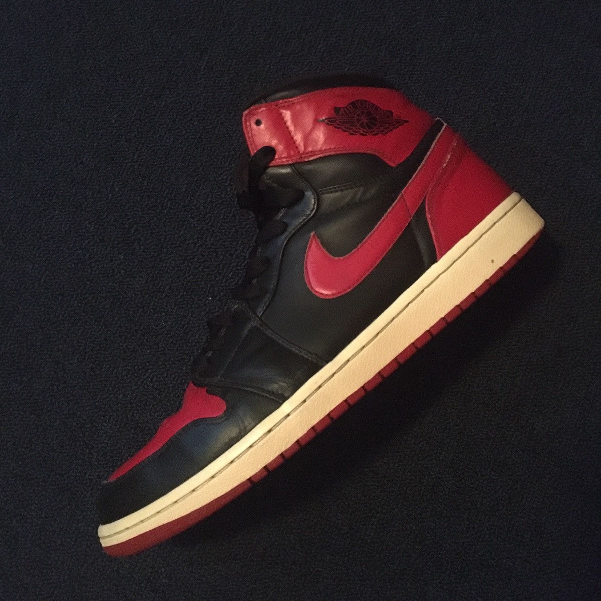 Jordan Brand × Nike × Vintage Air Jordan 1 High Retro DMP Chicago Bulls 2009 Size US 11 / EU 44 - 8 Thumbnail