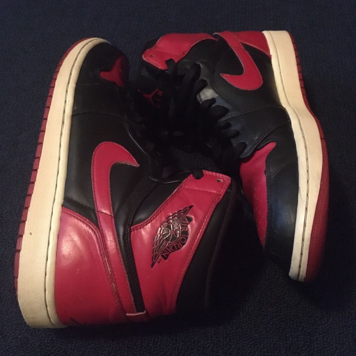 Jordan Brand × Nike × Vintage Air Jordan 1 High Retro DMP Chicago Bulls 2009 Size US 11 / EU 44 - 3 Thumbnail