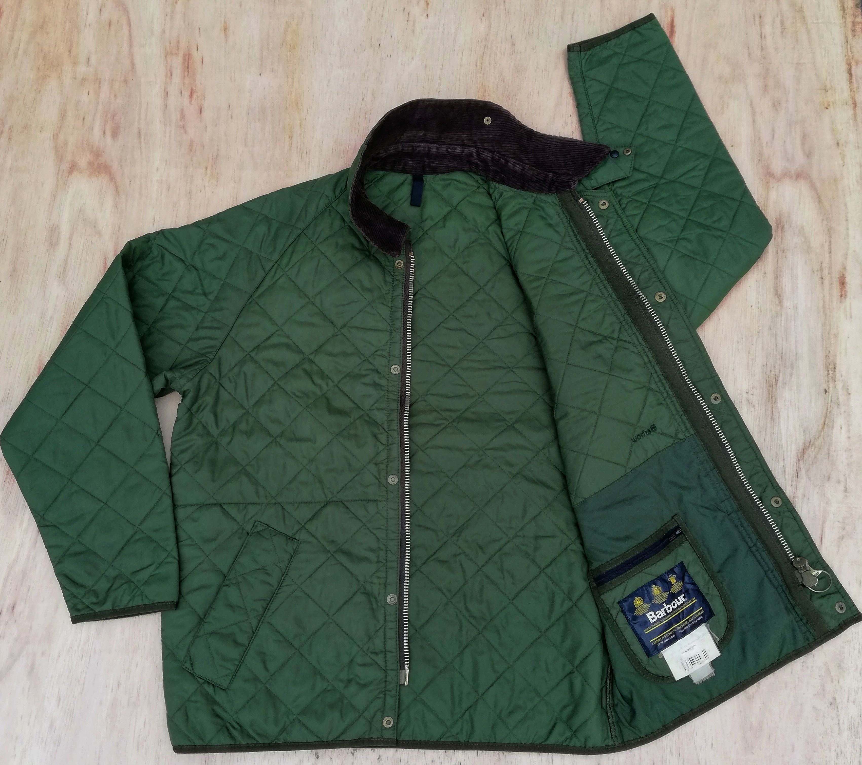 image of Grail Barbour Quilted Down Button Light Jacket Nylon in Green, Men's (Size Large)