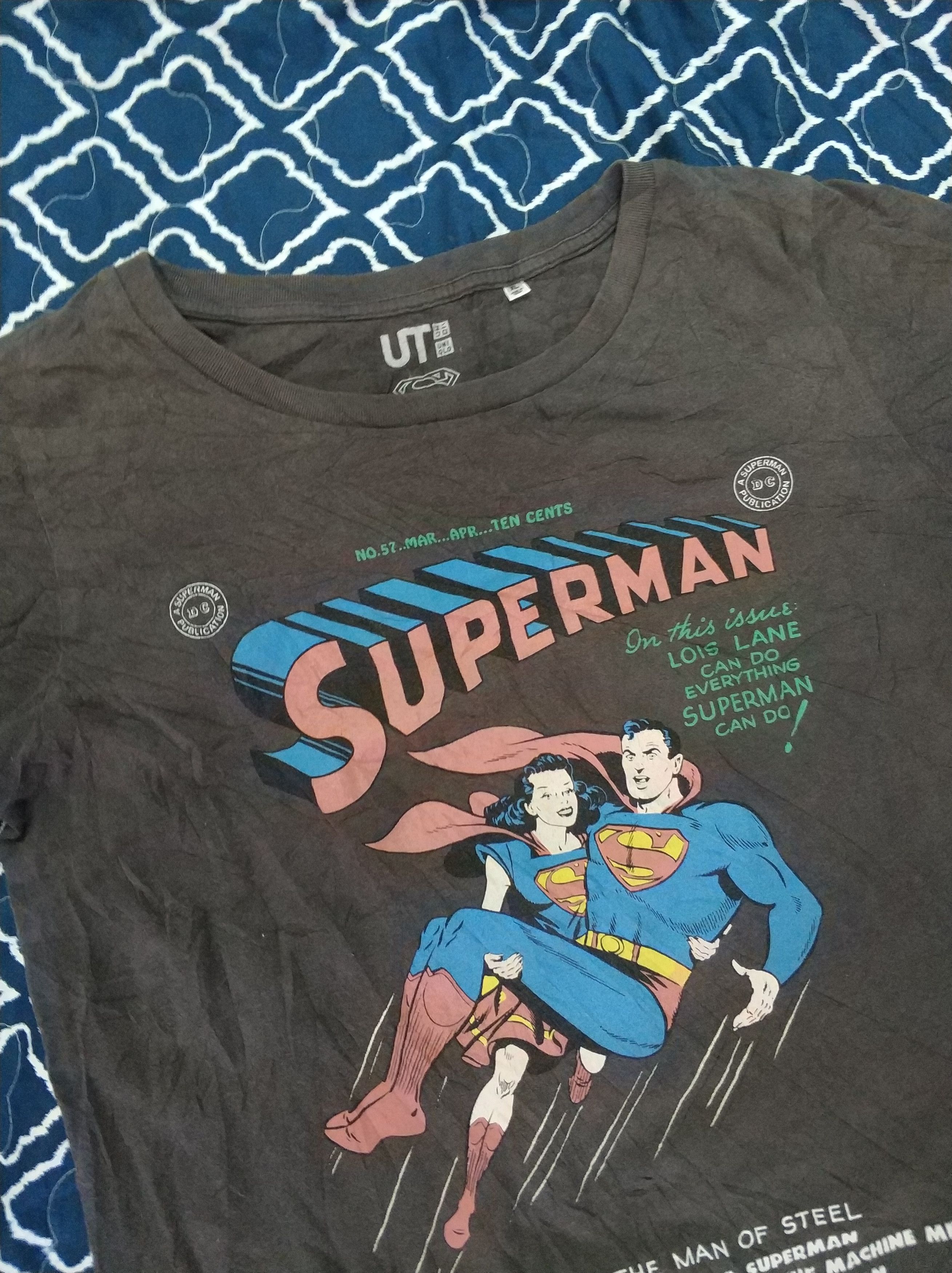 Anime 🔥Rare Uniqlo x Superman Tees Size US M / EU 48-50 / 2 - 6 Thumbnail
