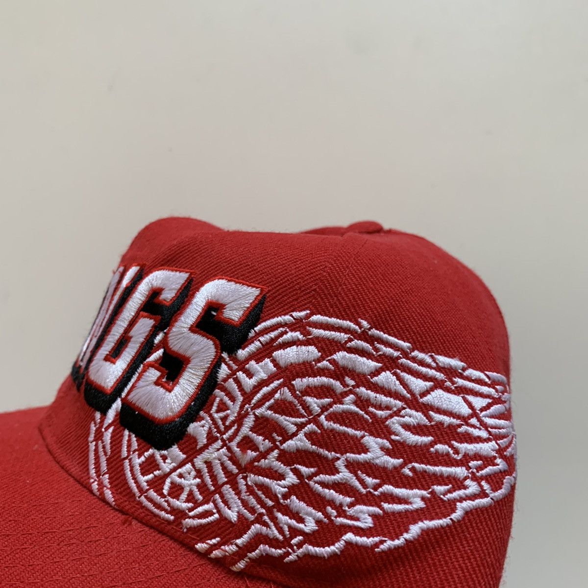 NHL Vintage 1990s Detroit Red Wings Embroidered NHL Snapback Hat Size ONE SIZE - 3 Thumbnail